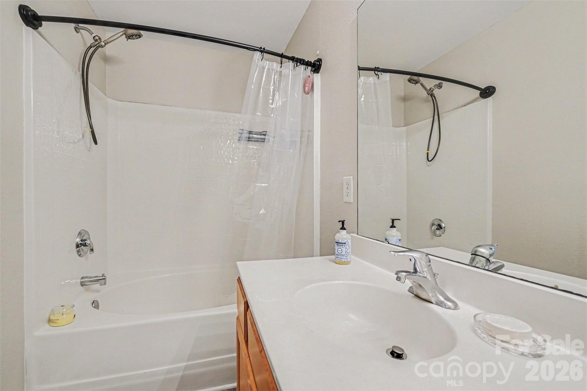 5504 Waverly Lynn Lane — Charlotte