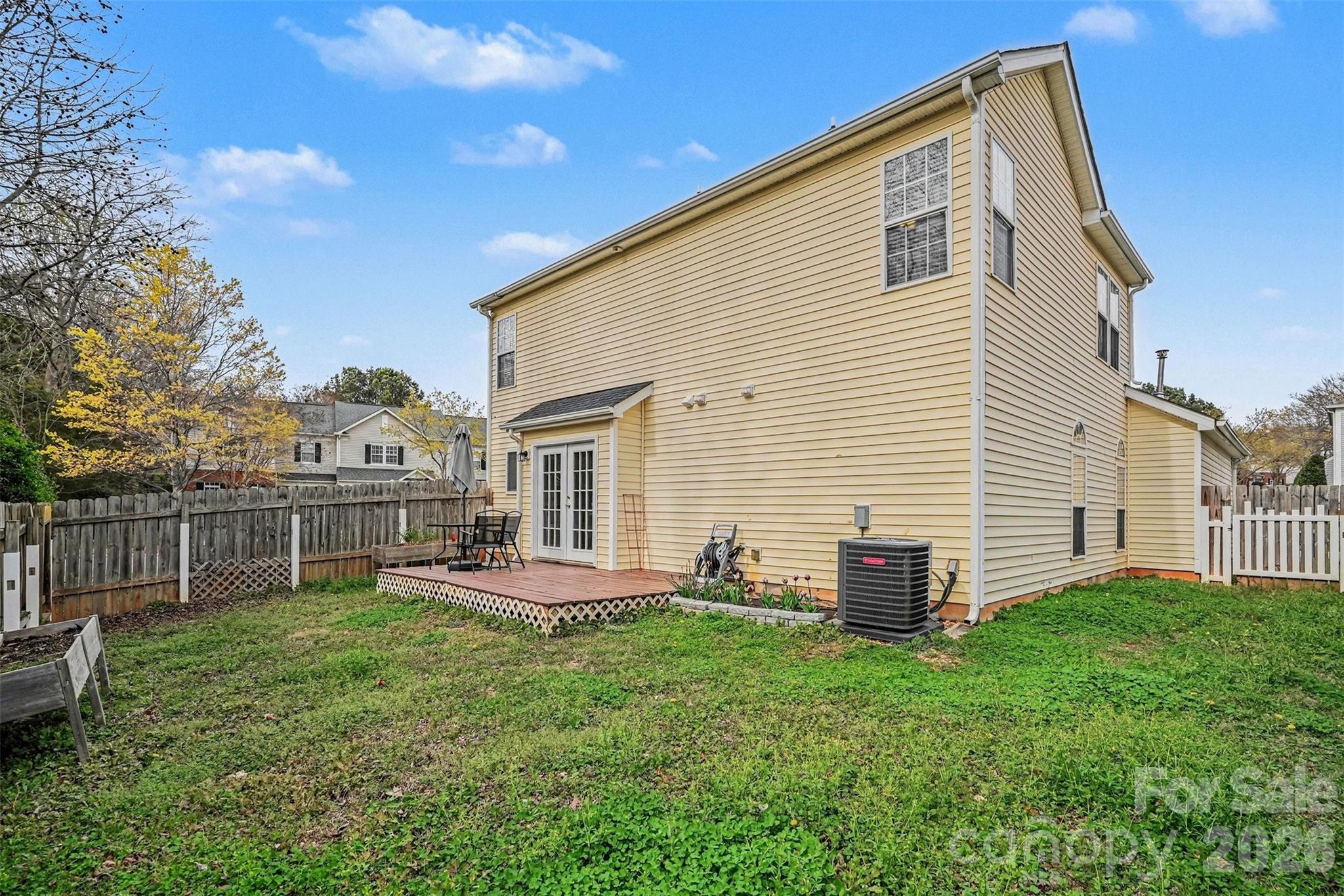 5504 Waverly Lynn Lane — Charlotte