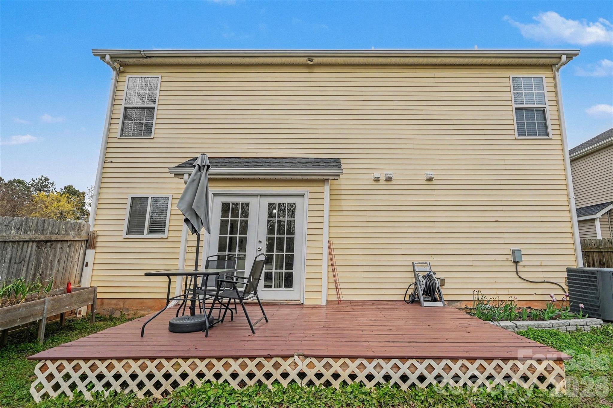 5504 Waverly Lynn Lane — Charlotte