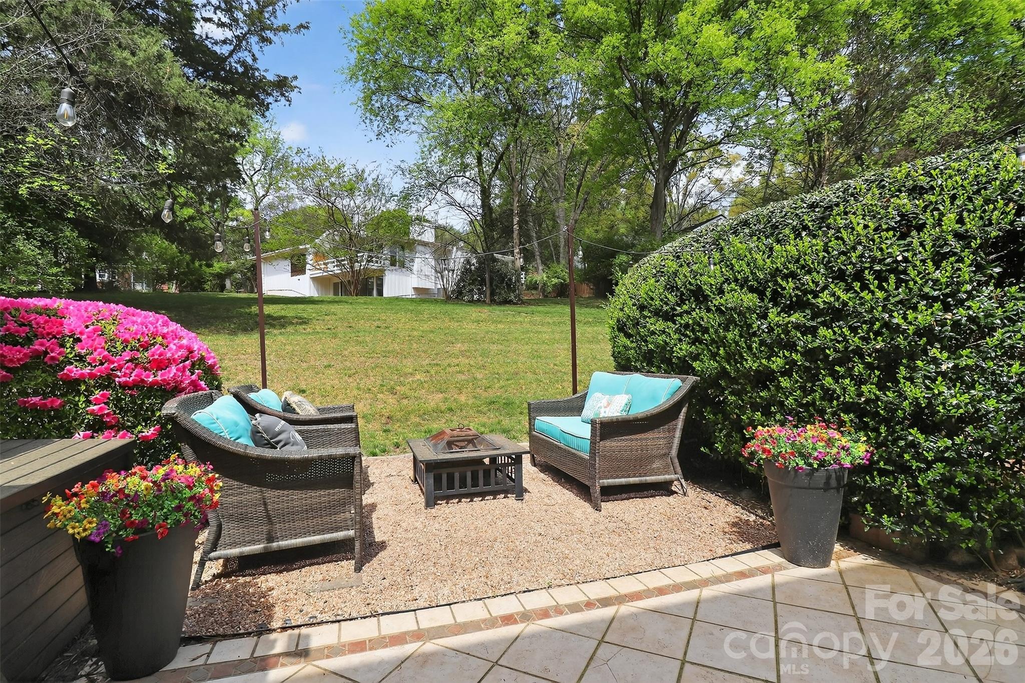 7124 Quail Meadow Lane — Charlotte