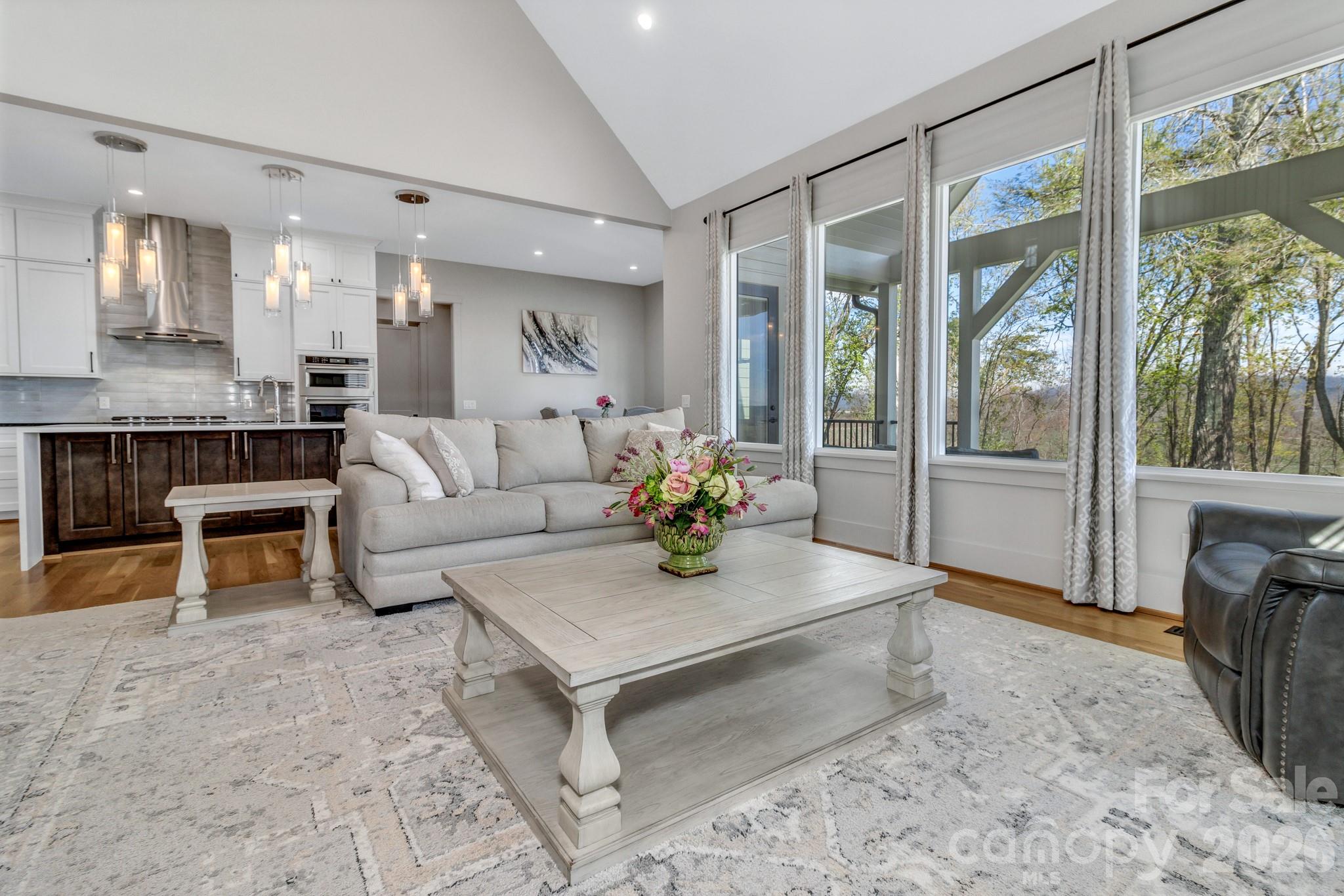 301 Rockbridge Road — Mills River
