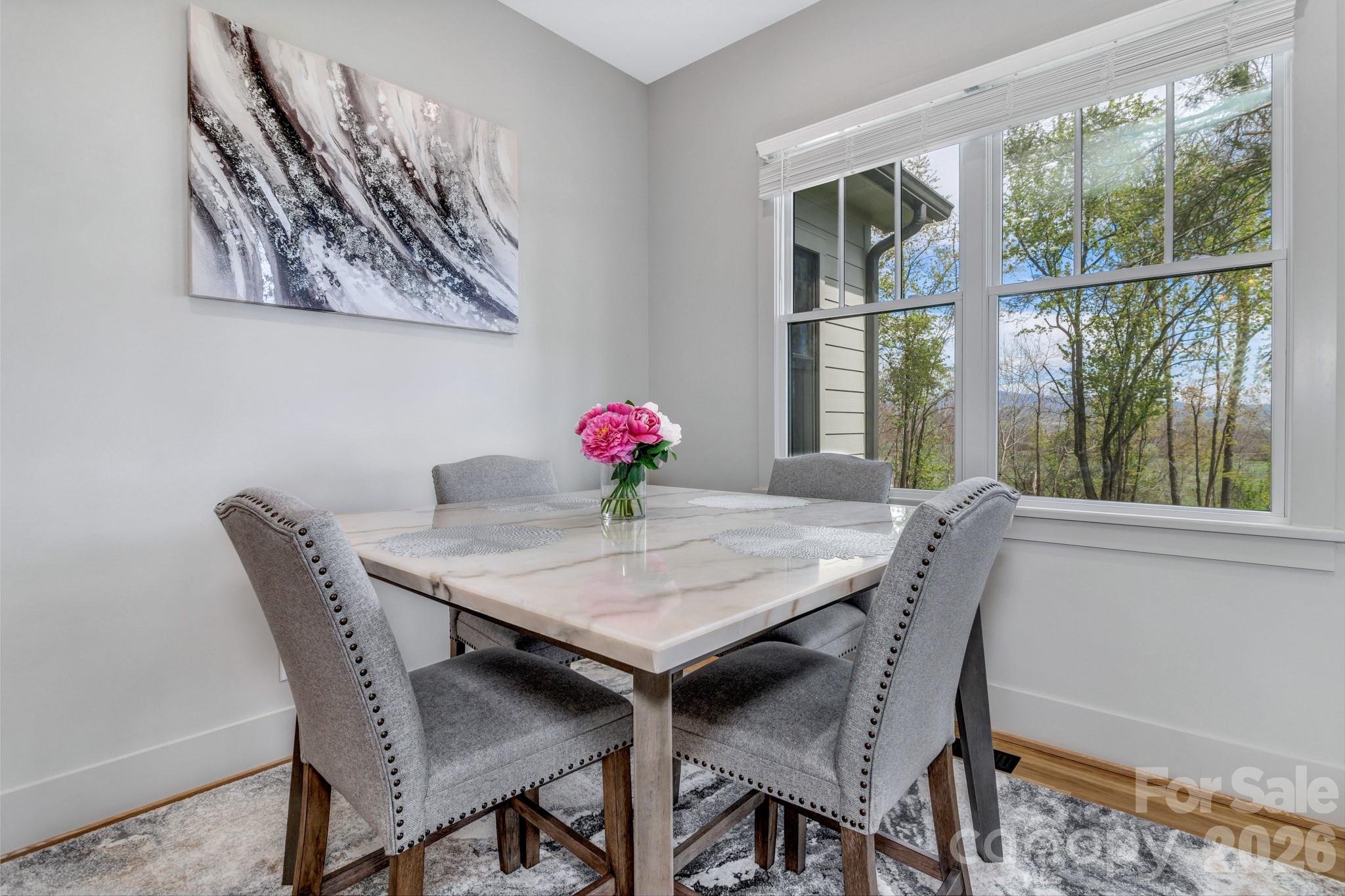 301 Rockbridge Road — Mills River