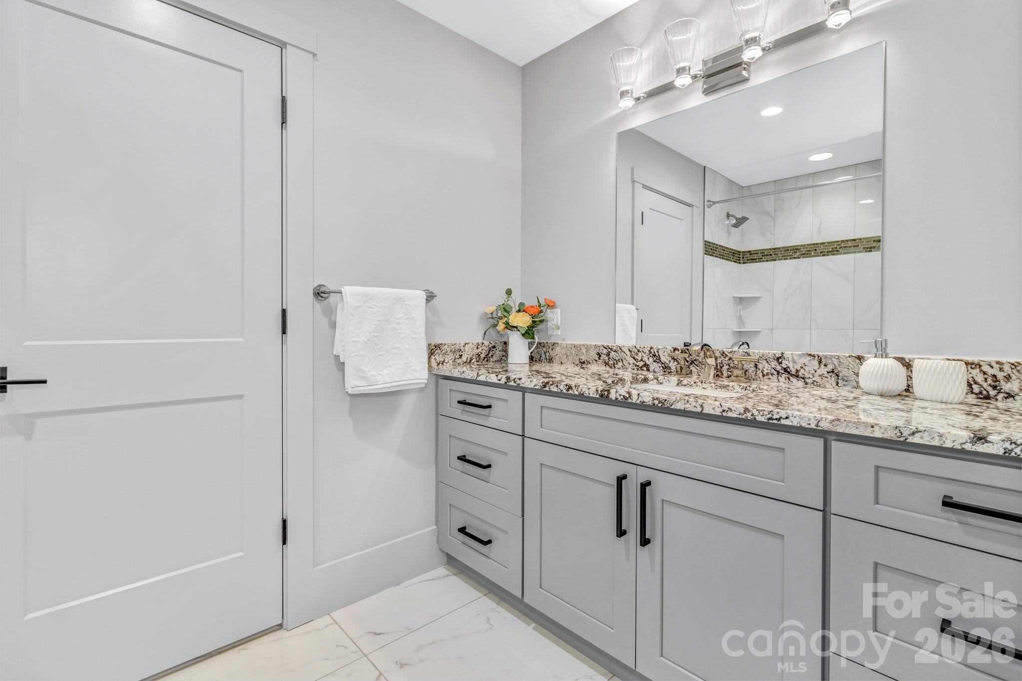 301 Rockbridge Road — Mills River