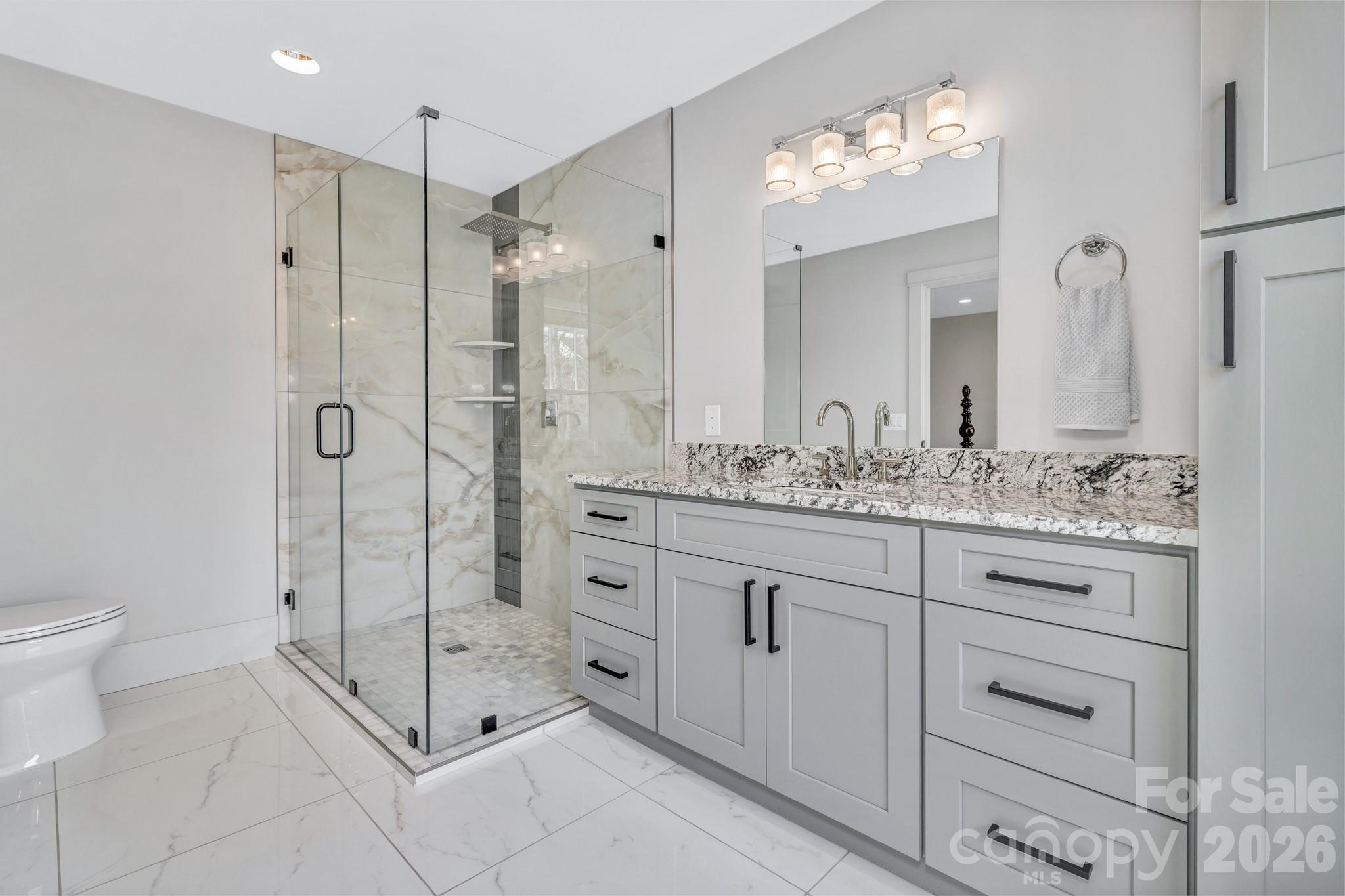 301 Rockbridge Road — Mills River