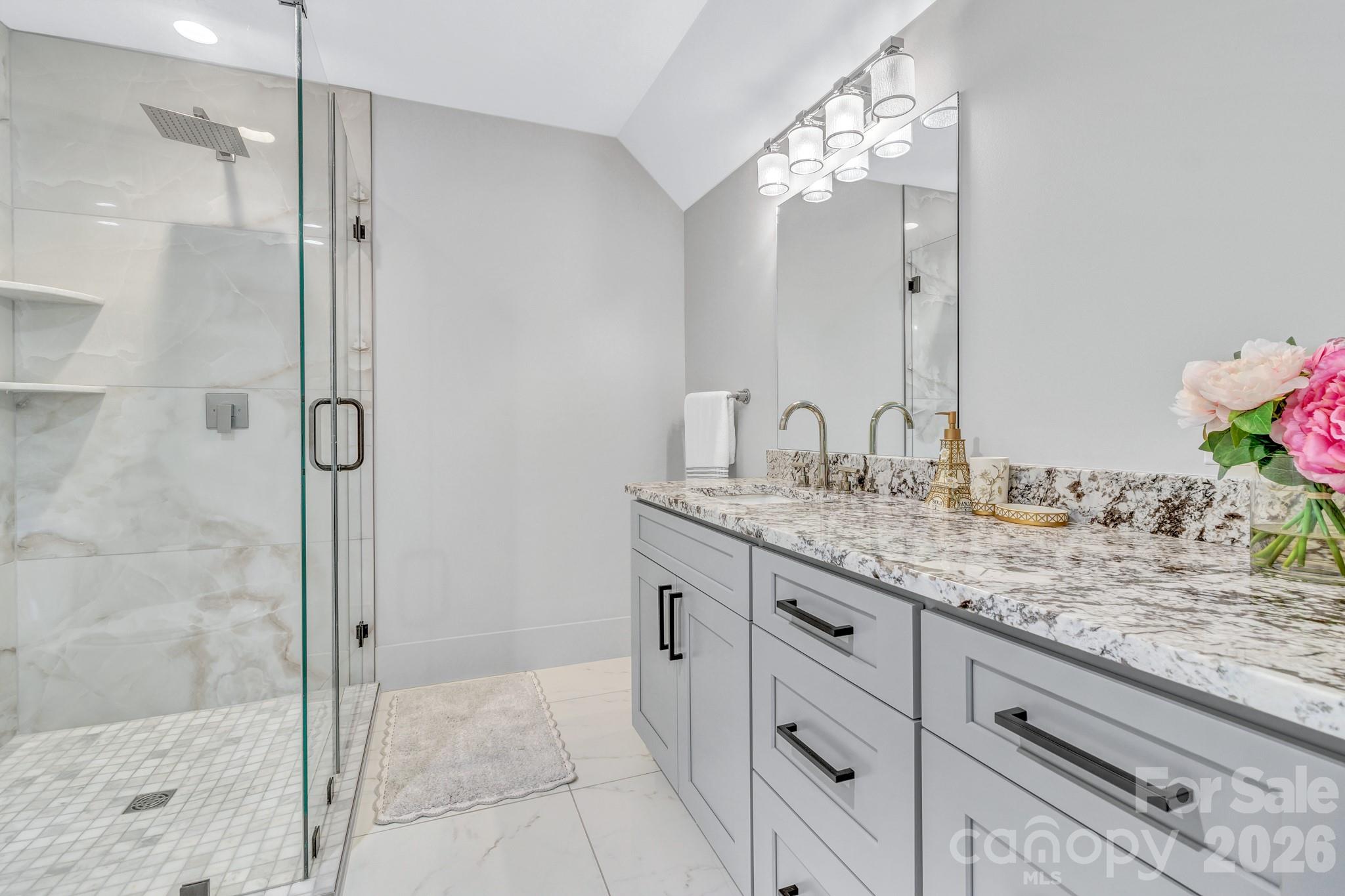 301 Rockbridge Road — Mills River