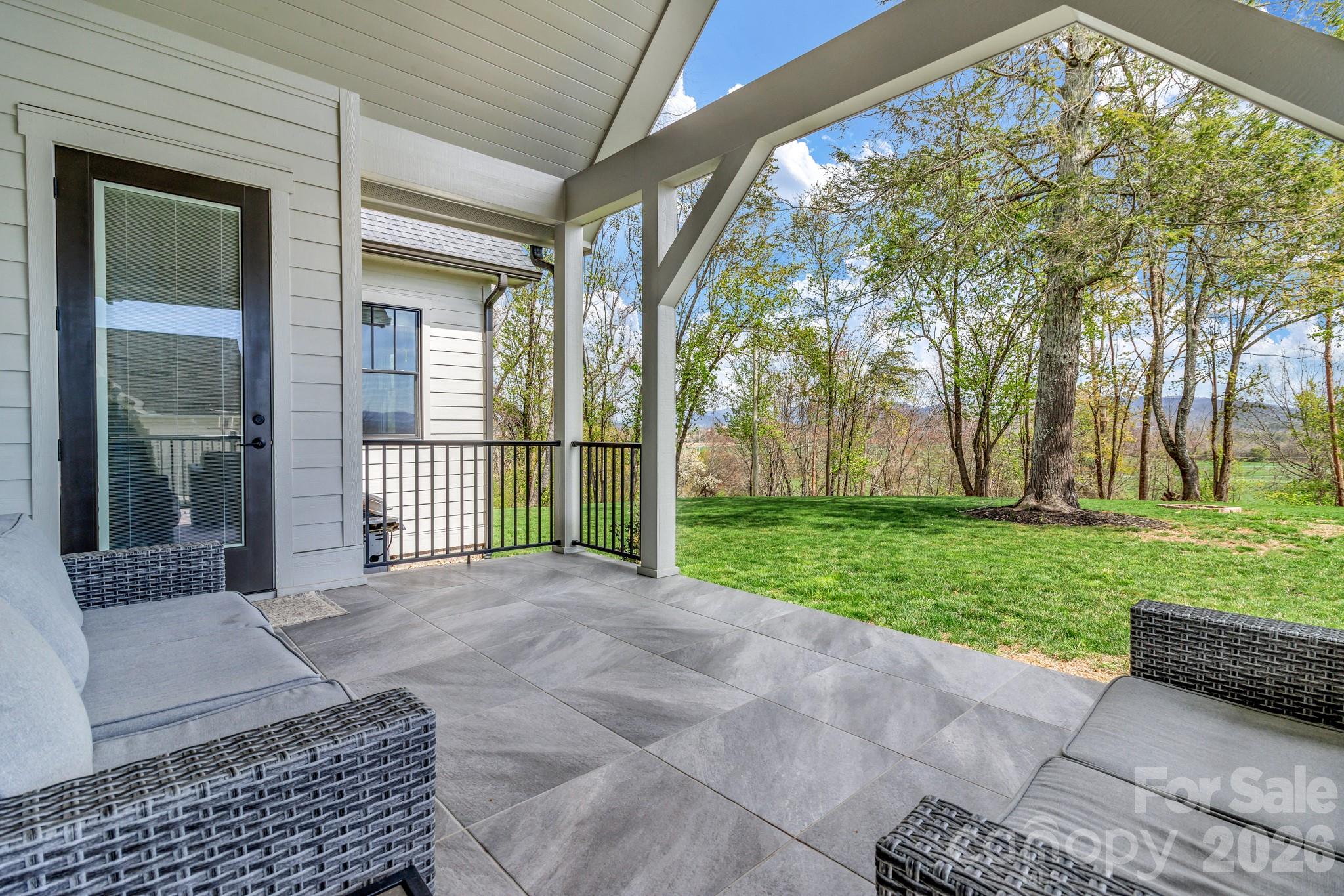 301 Rockbridge Road — Mills River