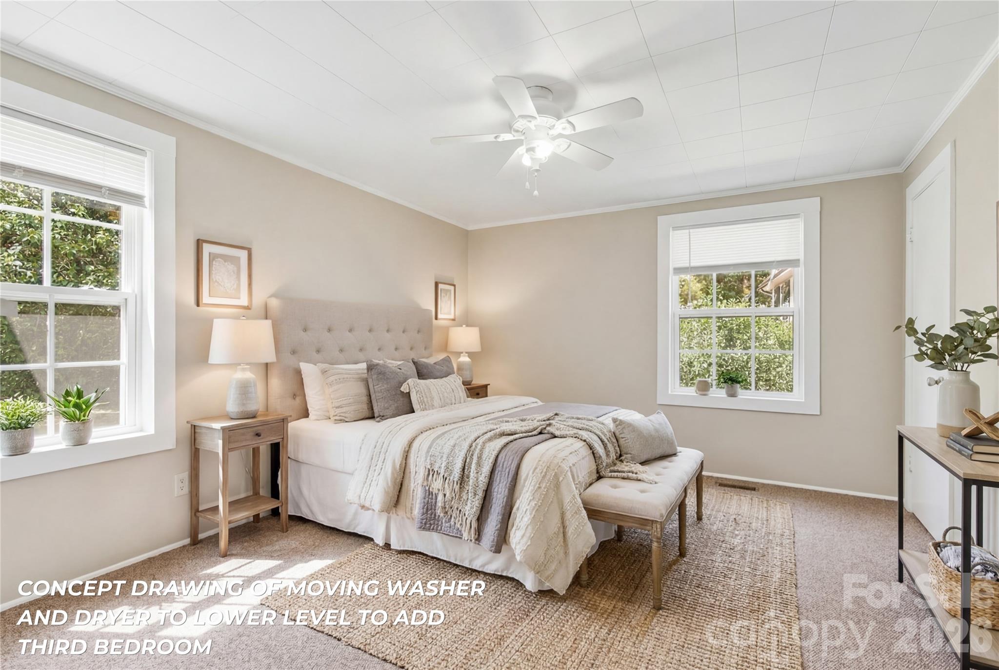 438 Loop Road — Hendersonville