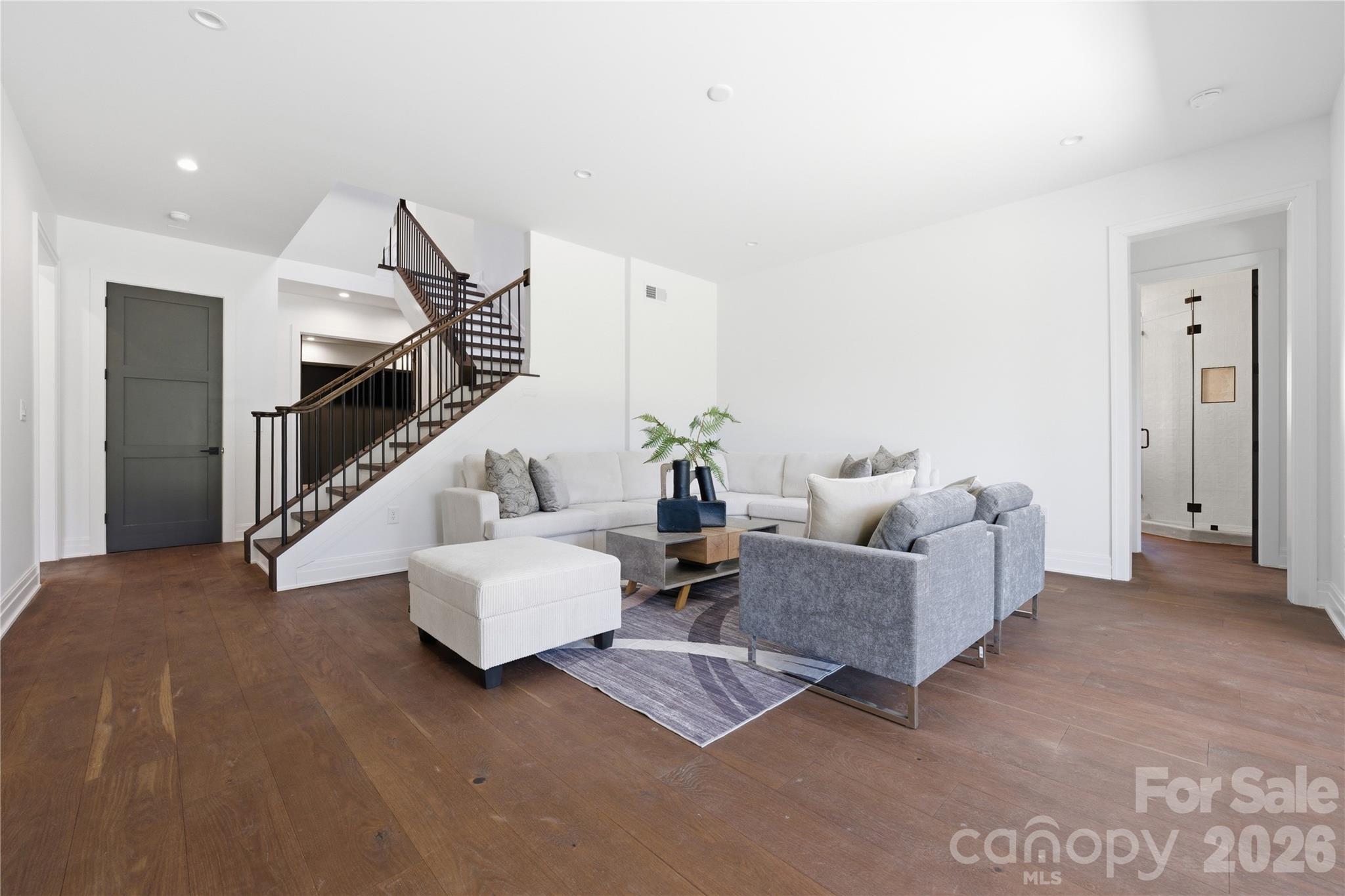 1423 S Wendover Road — Charlotte
