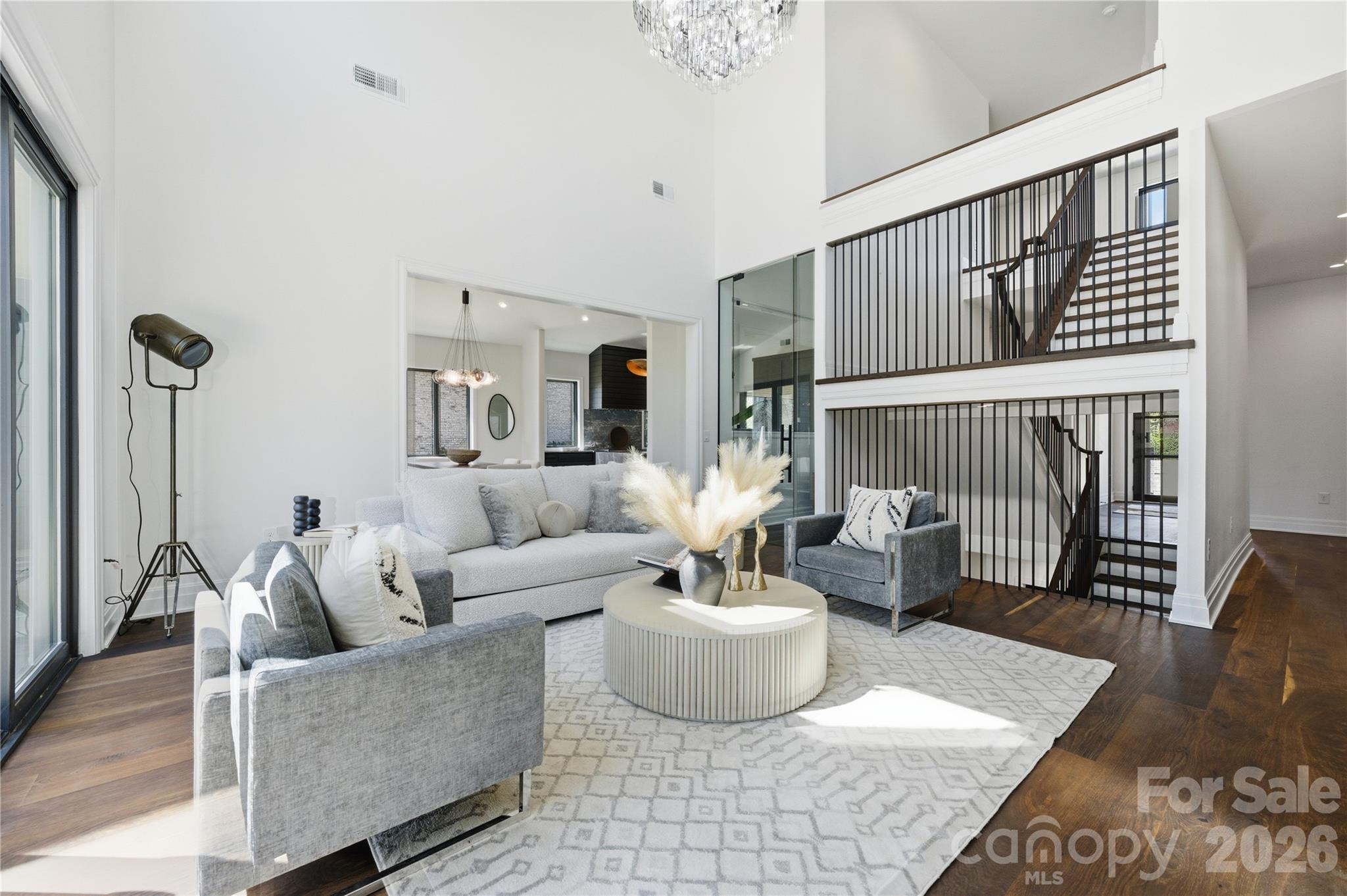 1423 S Wendover Road — Charlotte
