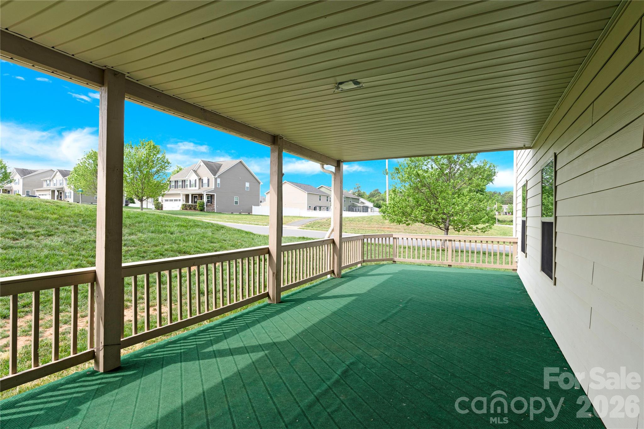 817 Wingthorn Rose Drive — Gastonia