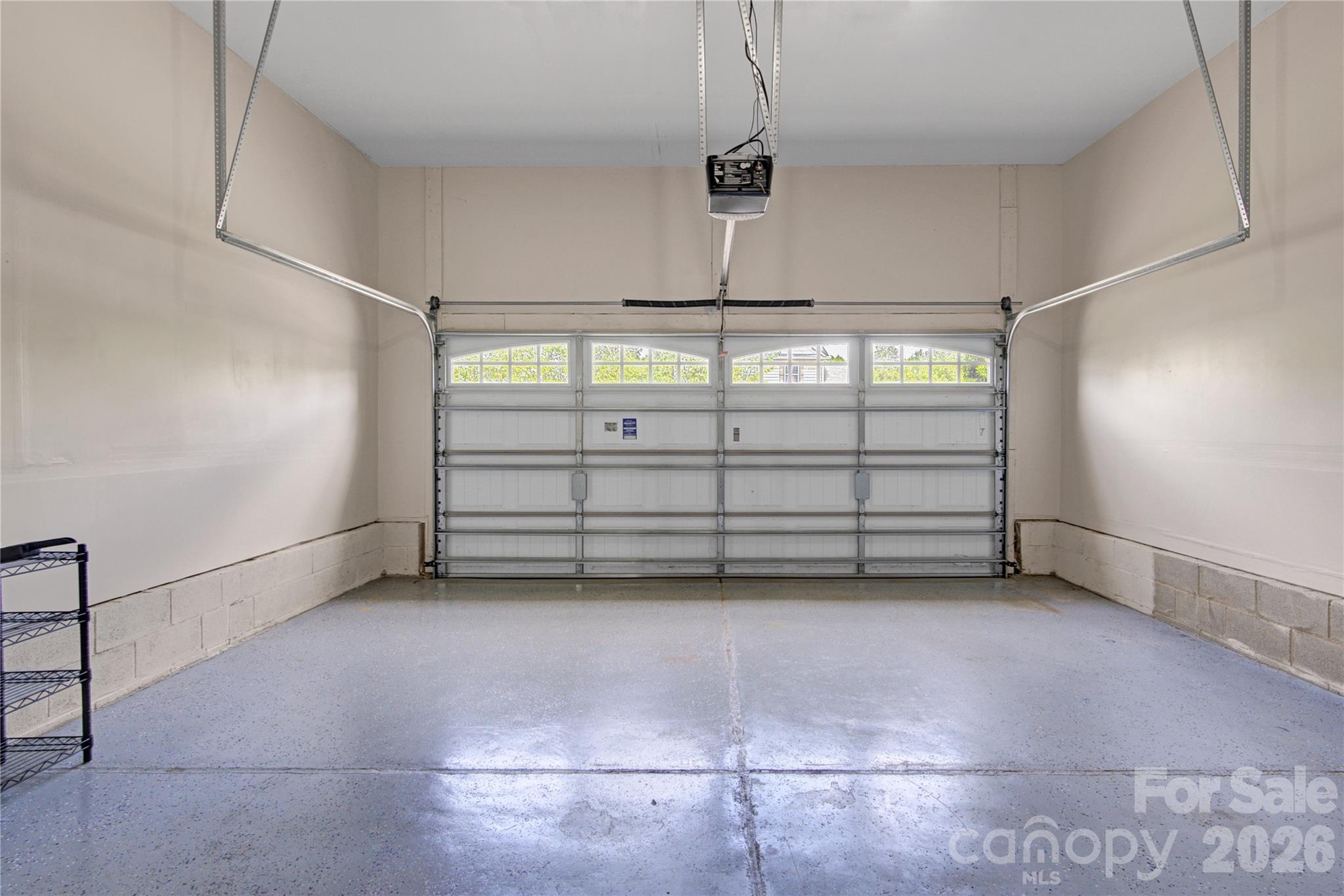 817 Wingthorn Rose Drive — Gastonia