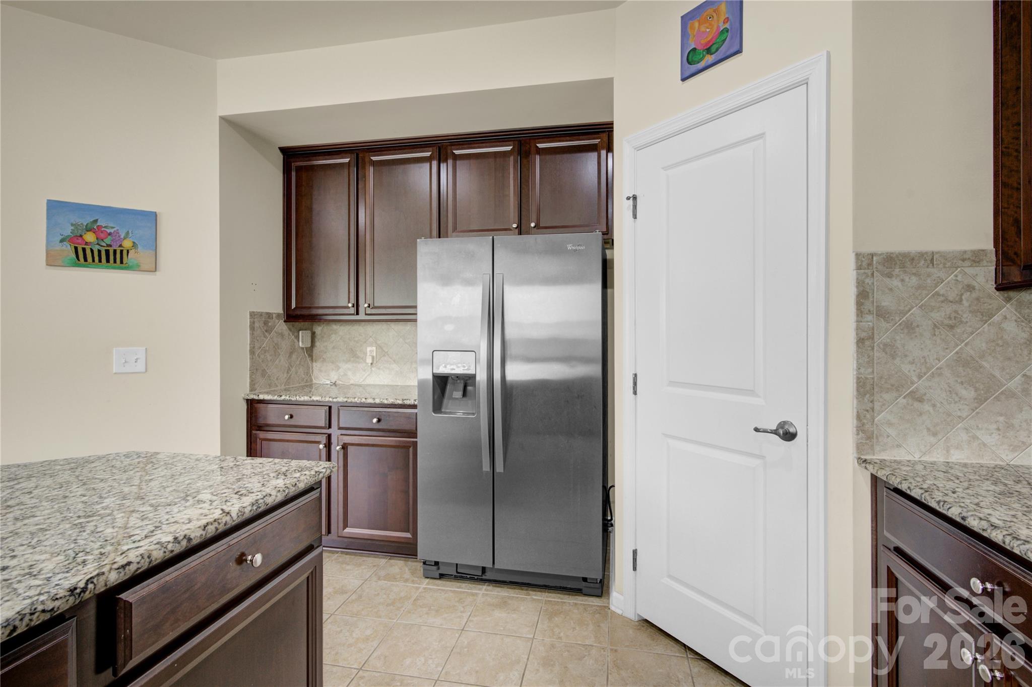 817 Wingthorn Rose Drive — Gastonia