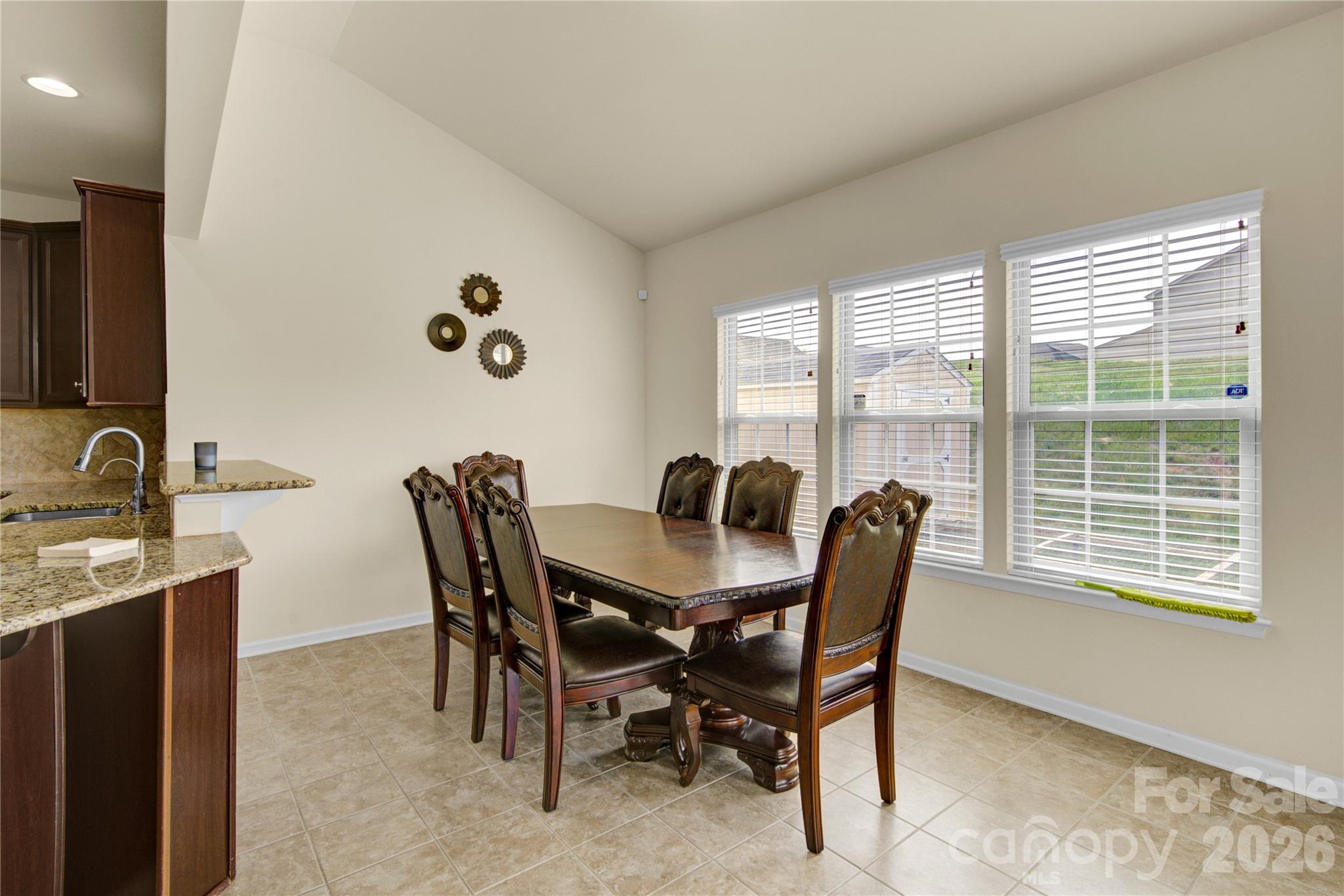 817 Wingthorn Rose Drive — Gastonia