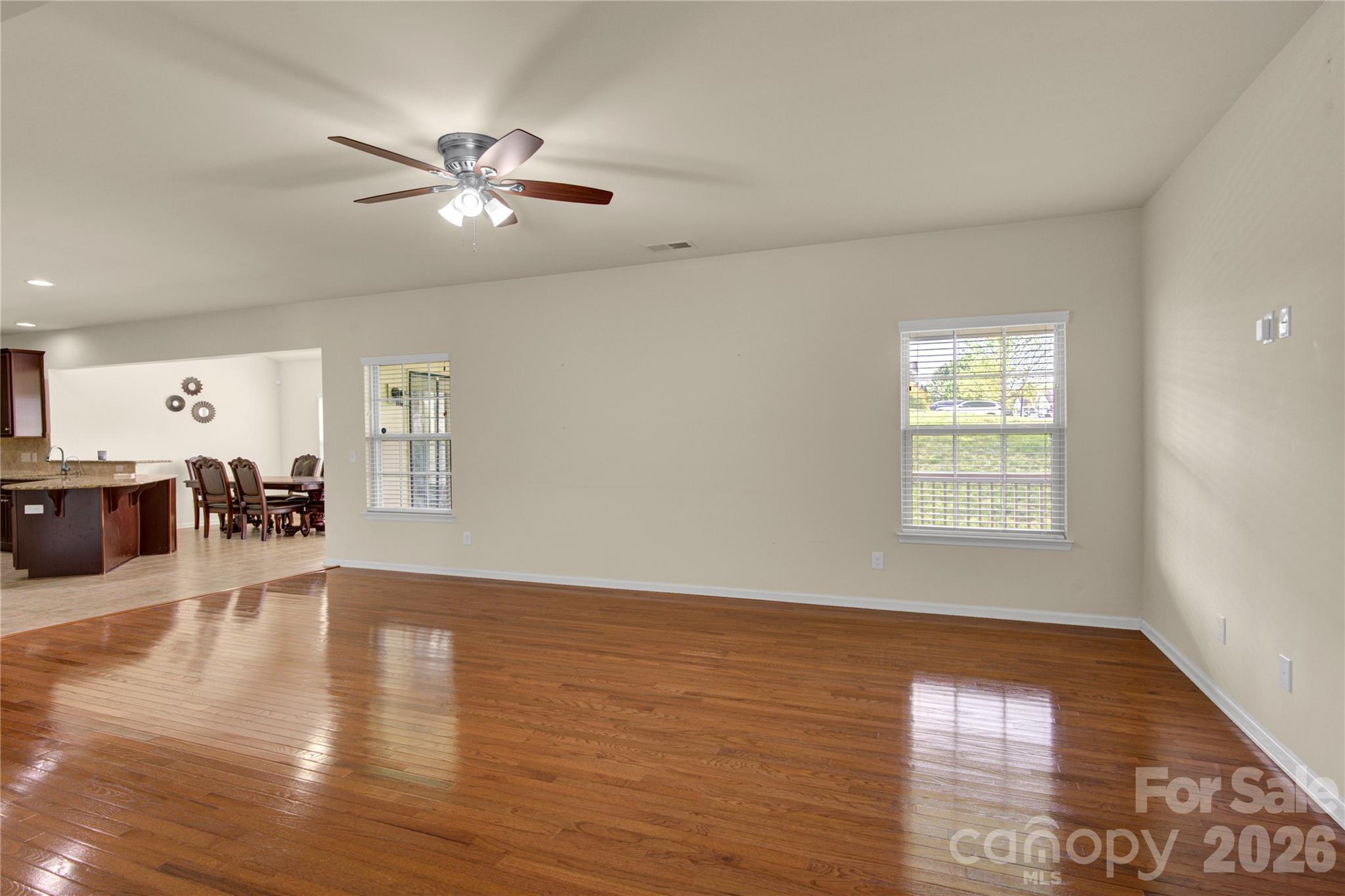 817 Wingthorn Rose Drive — Gastonia