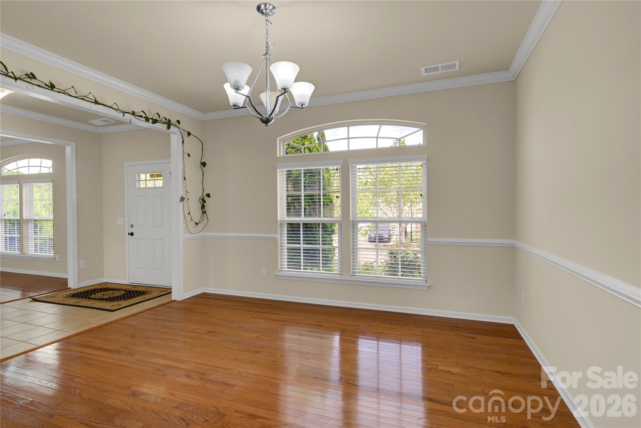 817 Wingthorn Rose Drive — Gastonia