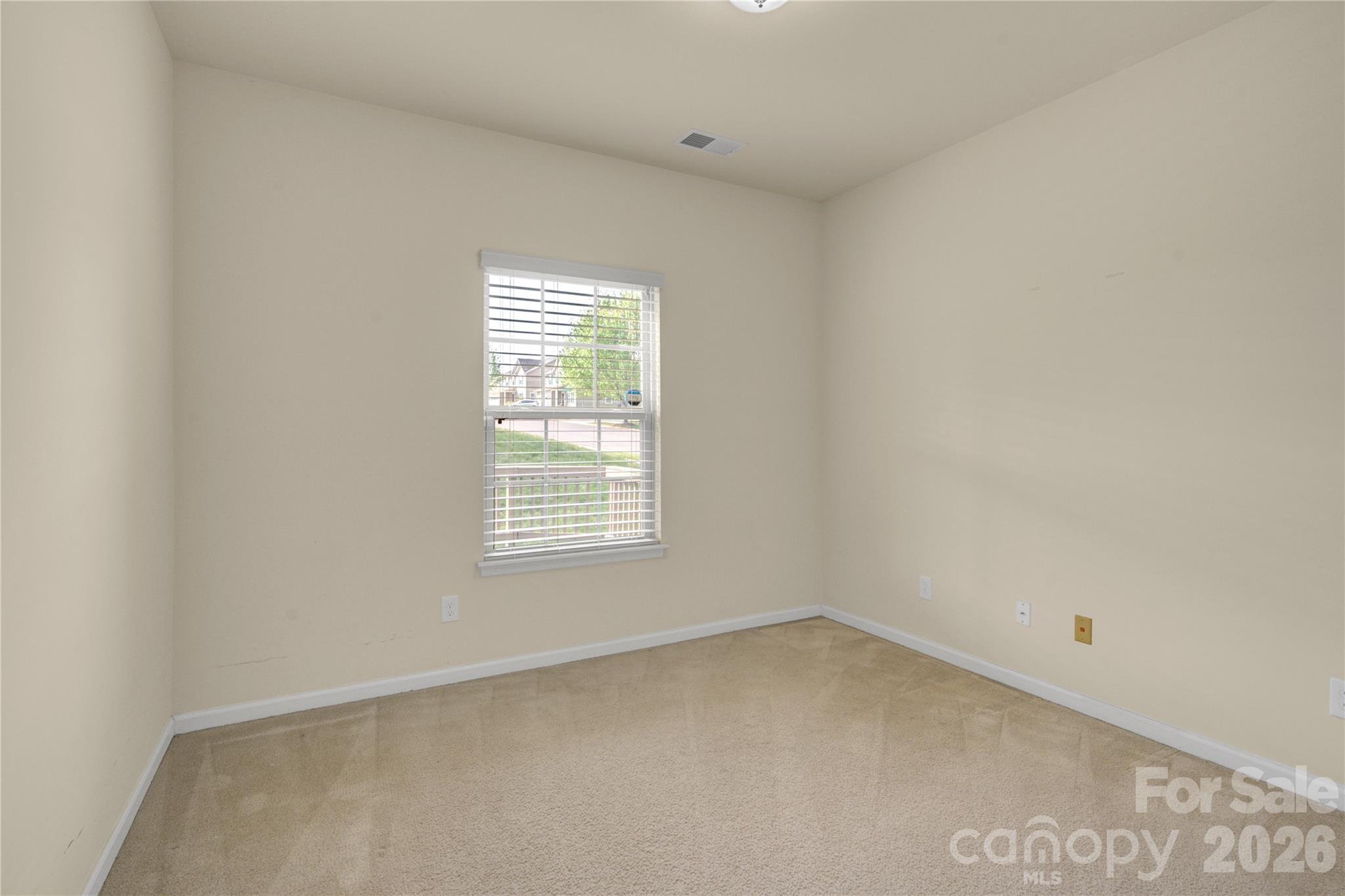 817 Wingthorn Rose Drive — Gastonia