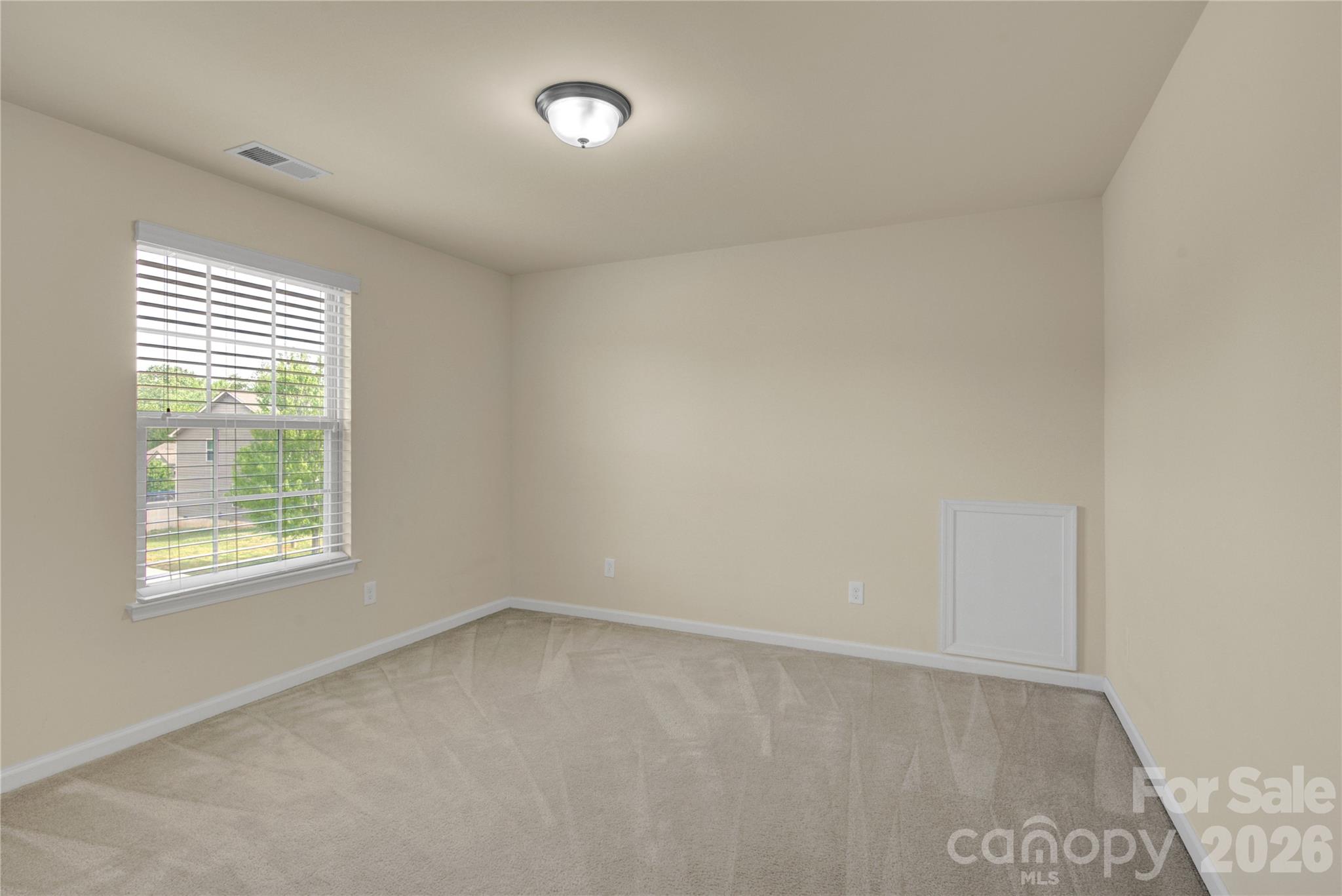 817 Wingthorn Rose Drive — Gastonia