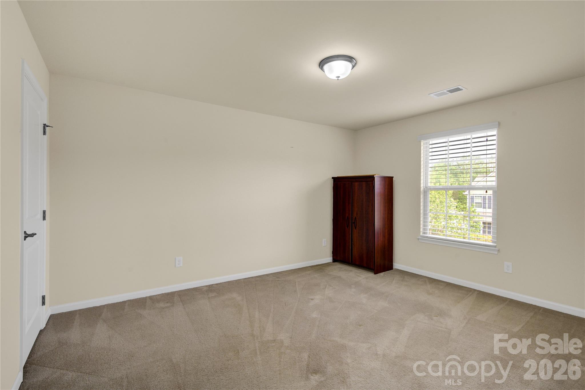 817 Wingthorn Rose Drive — Gastonia
