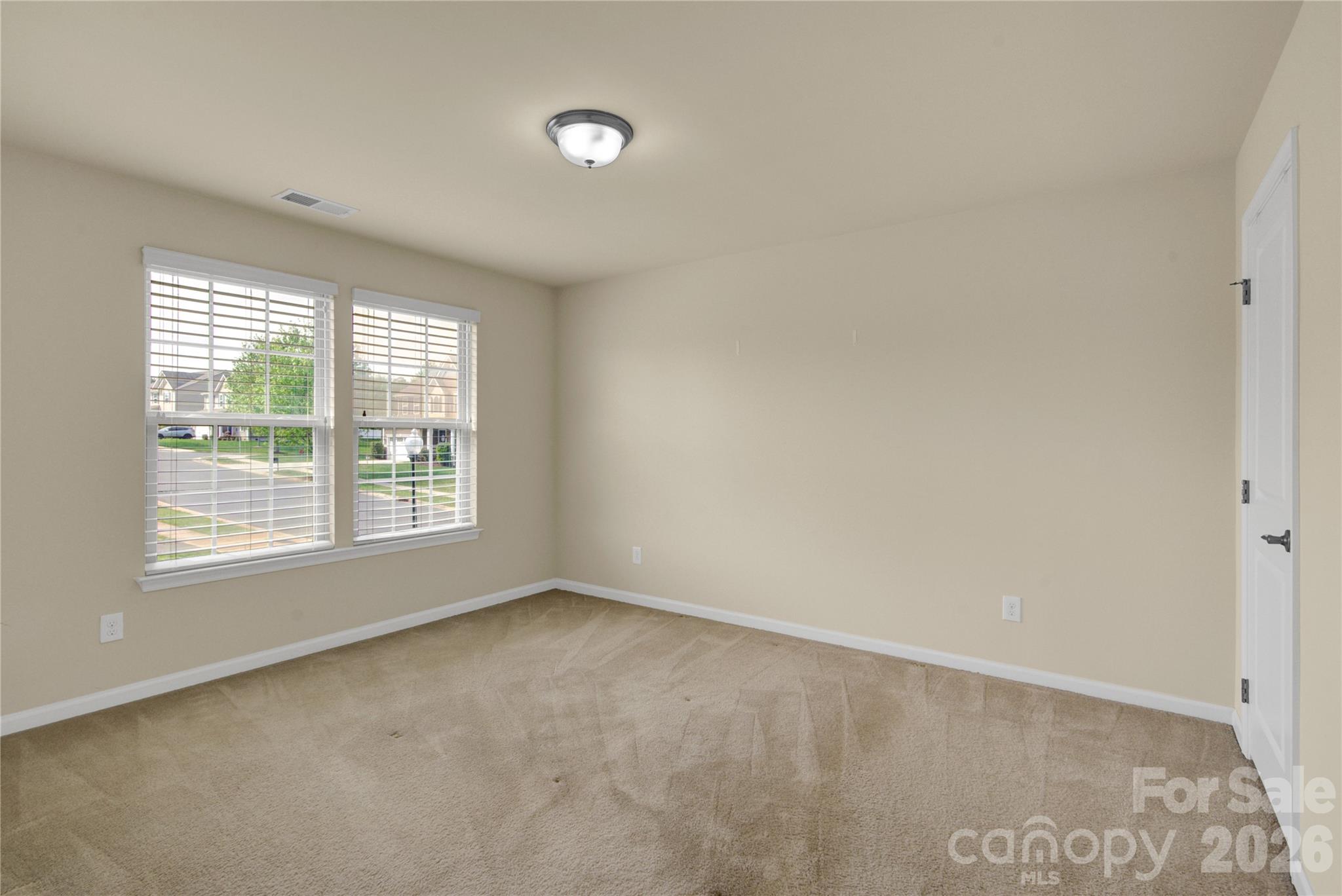 817 Wingthorn Rose Drive — Gastonia