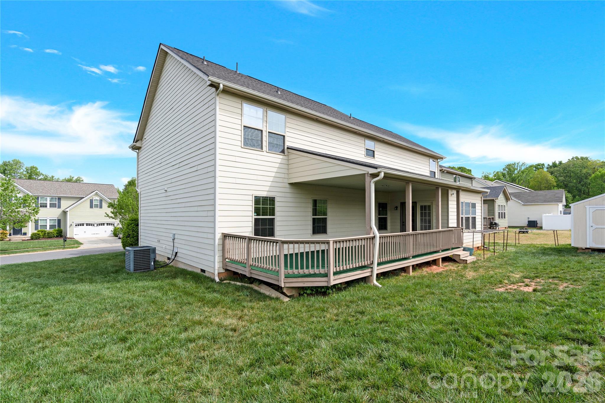 817 Wingthorn Rose Drive — Gastonia