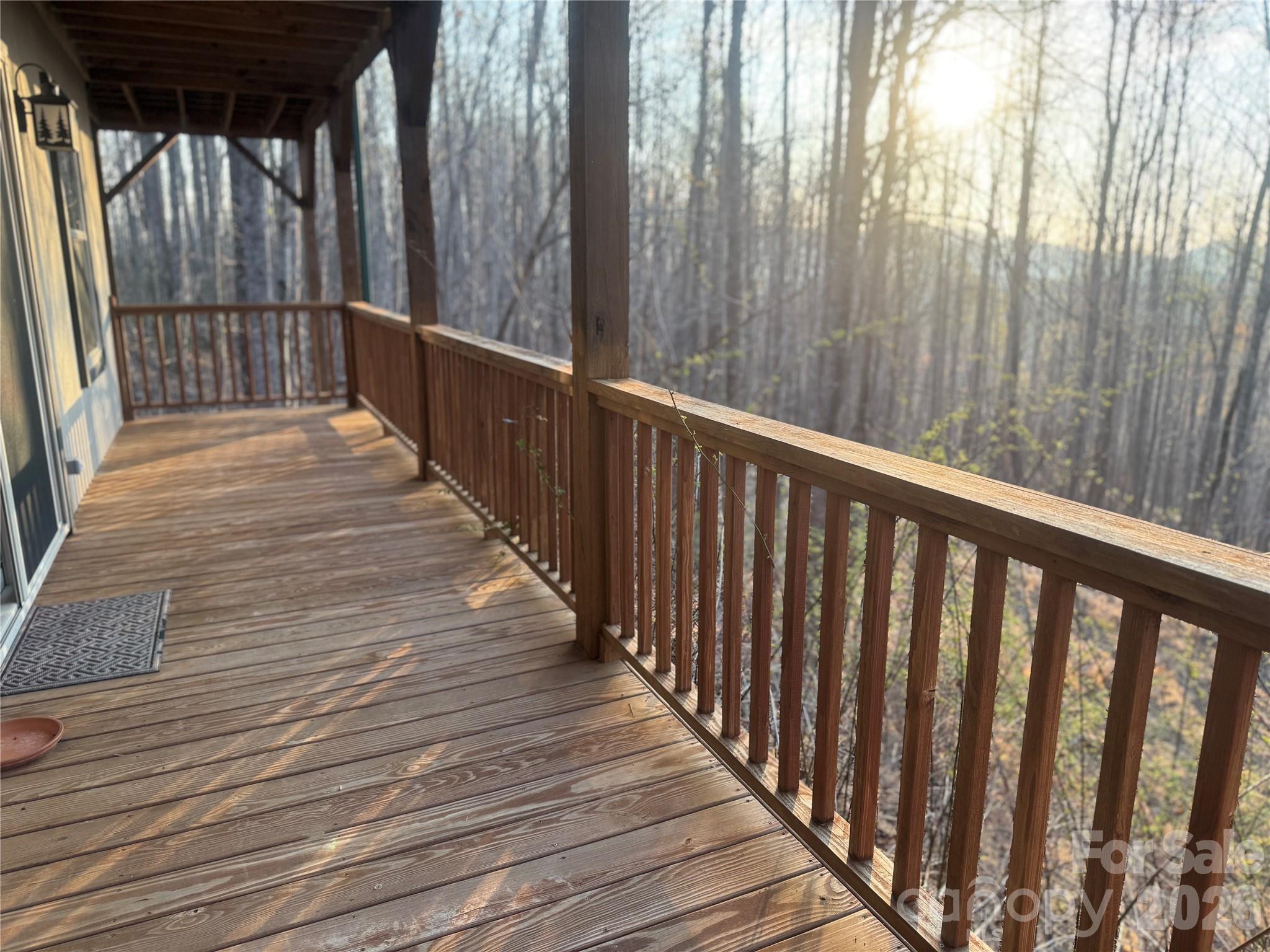 476 Double Eagle Drive — Nebo