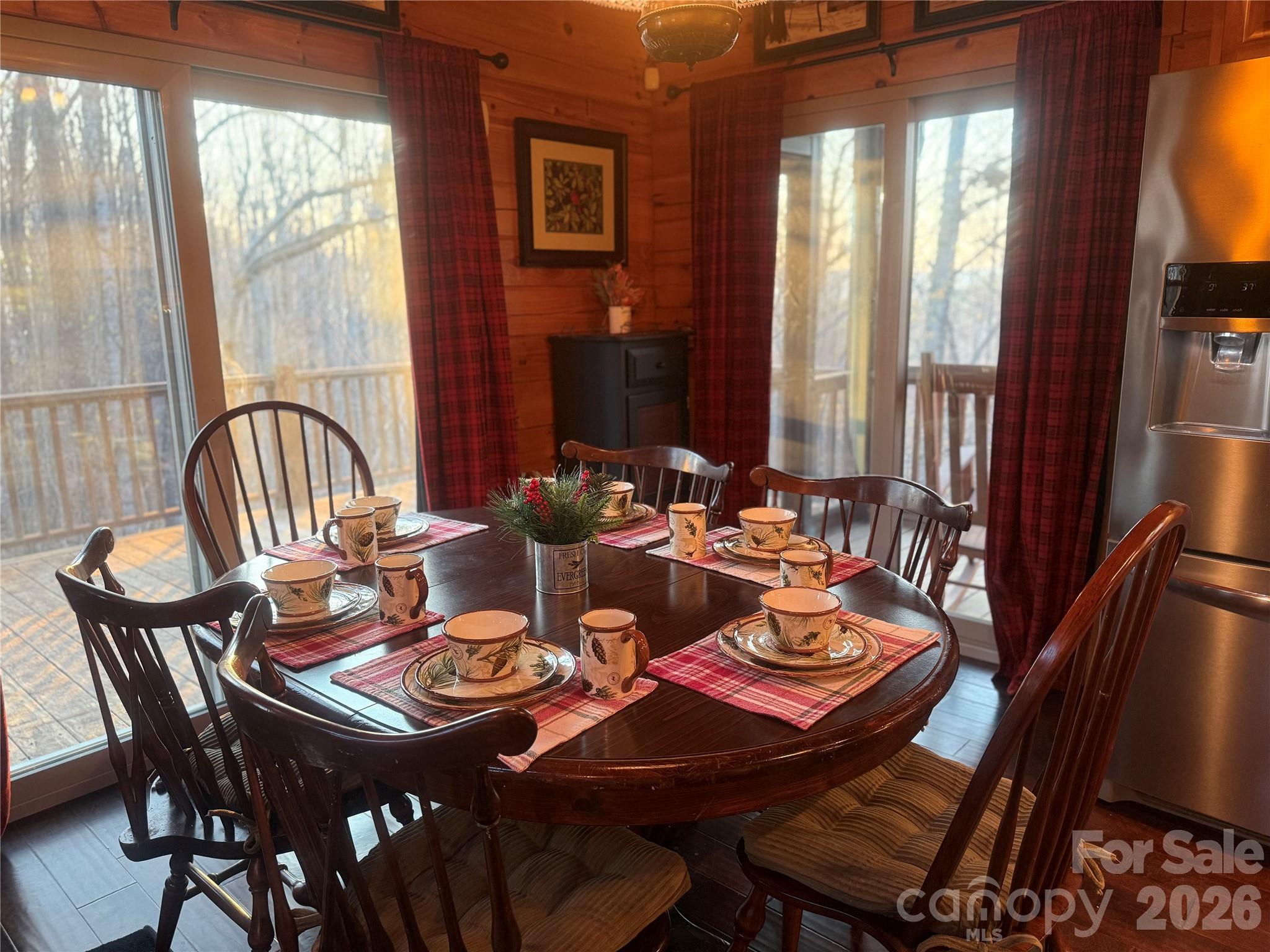 476 Double Eagle Drive — Nebo