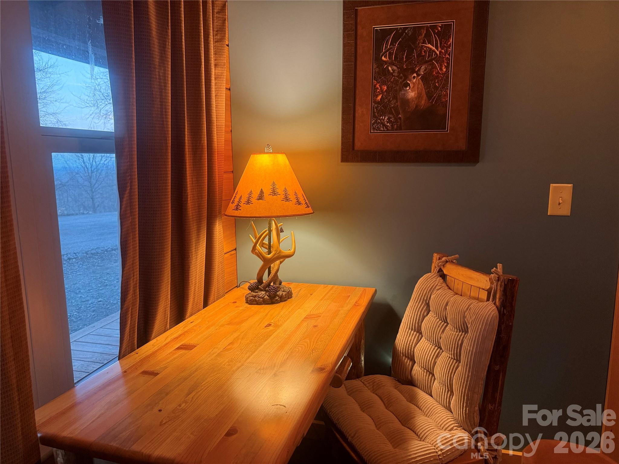 476 Double Eagle Drive — Nebo