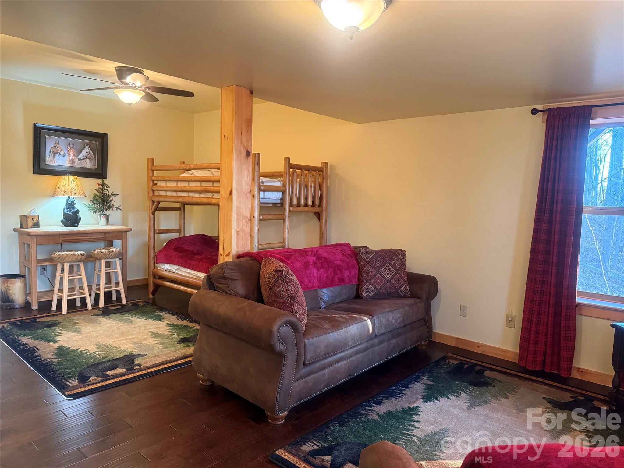 476 Double Eagle Drive — Nebo