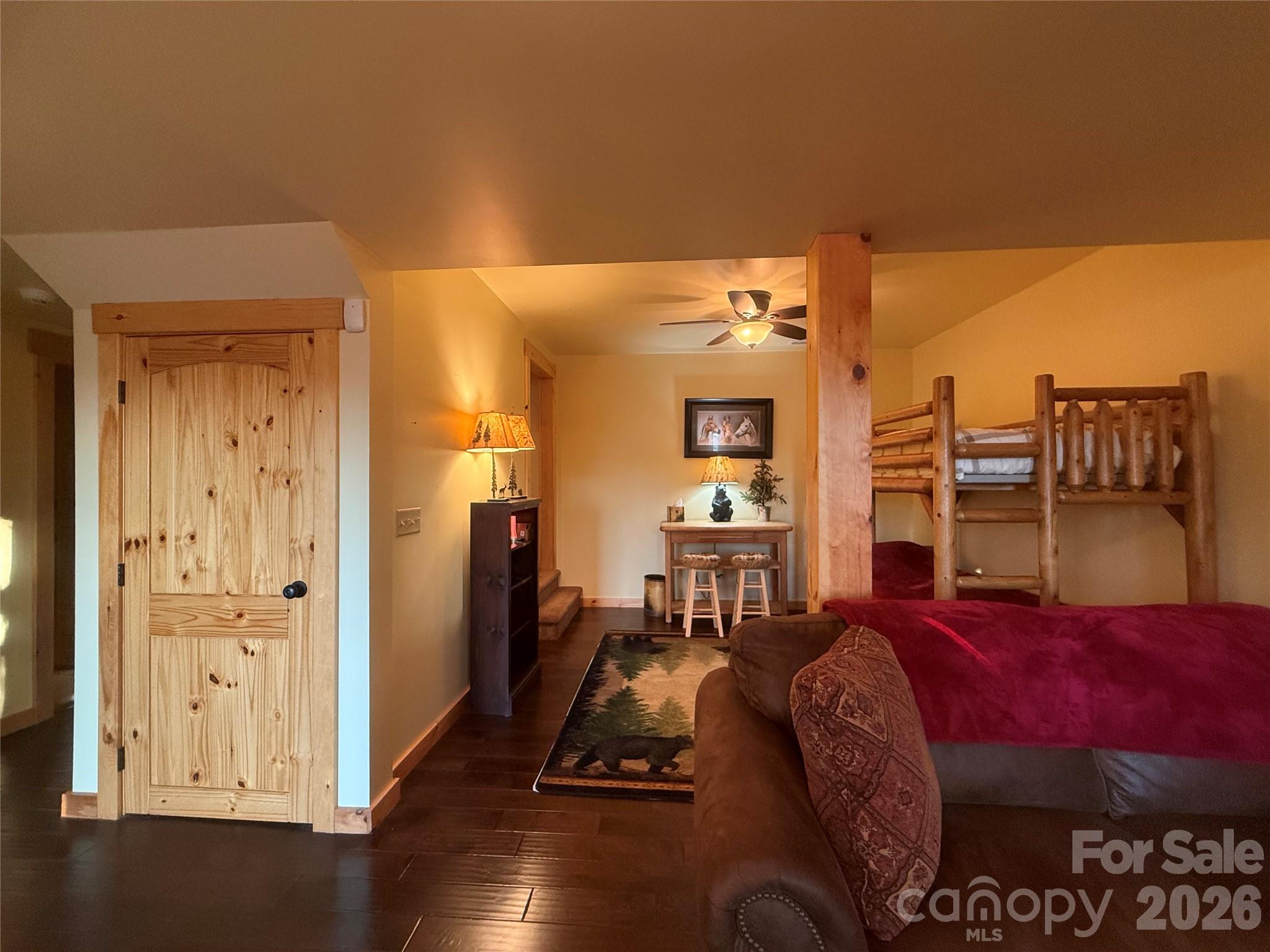 476 Double Eagle Drive — Nebo