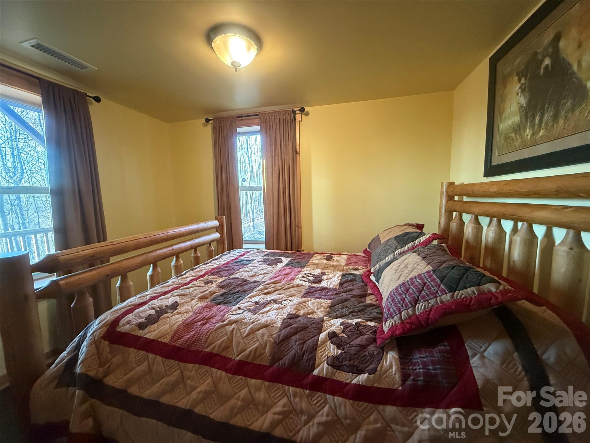 476 Double Eagle Drive — Nebo