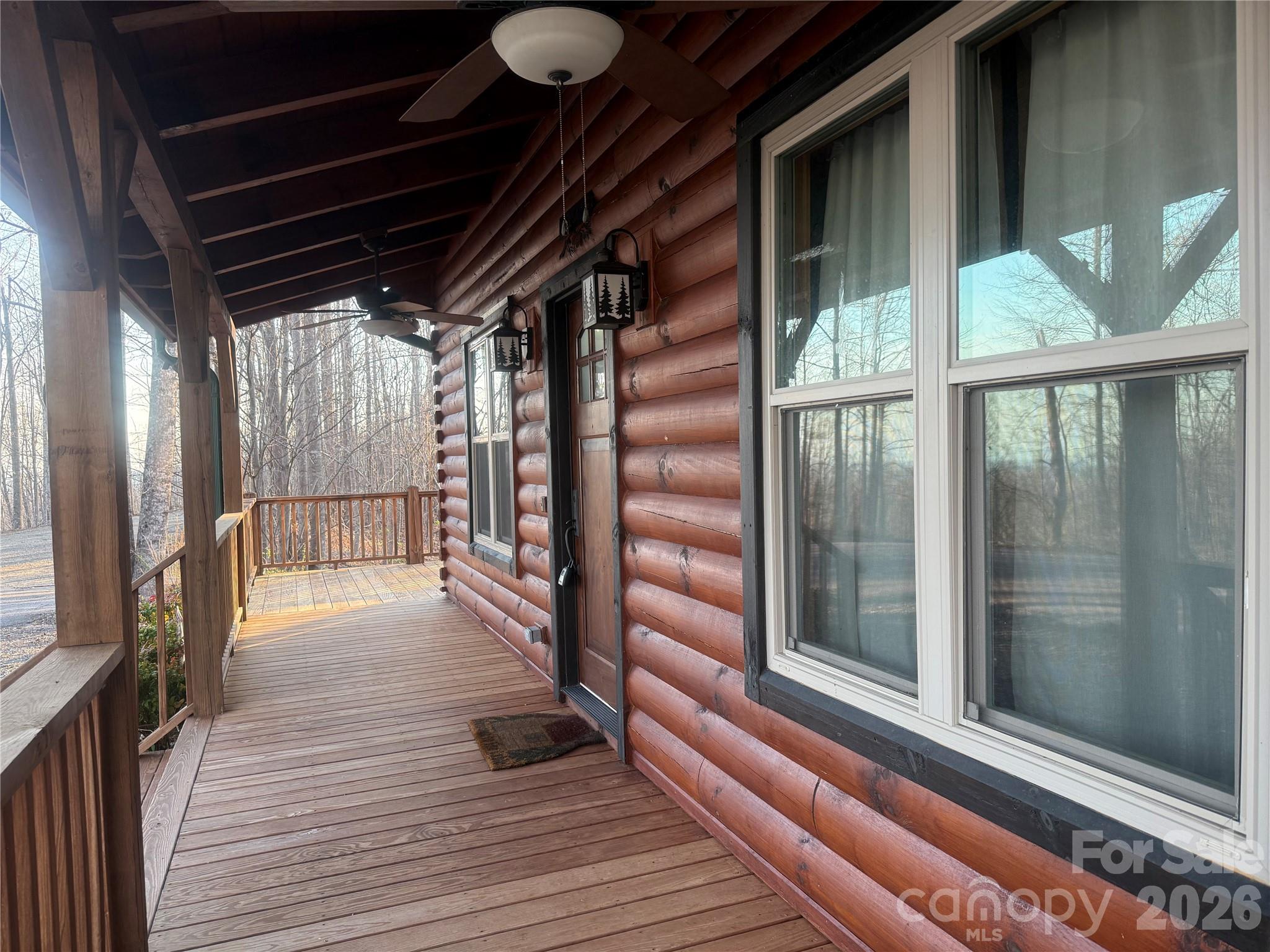 476 Double Eagle Drive — Nebo
