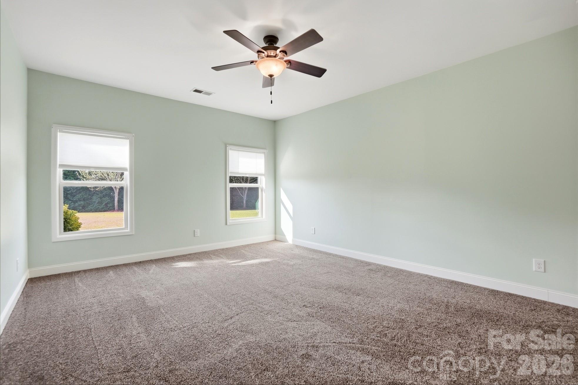 5509 Holly Hills Drive — Waxhaw