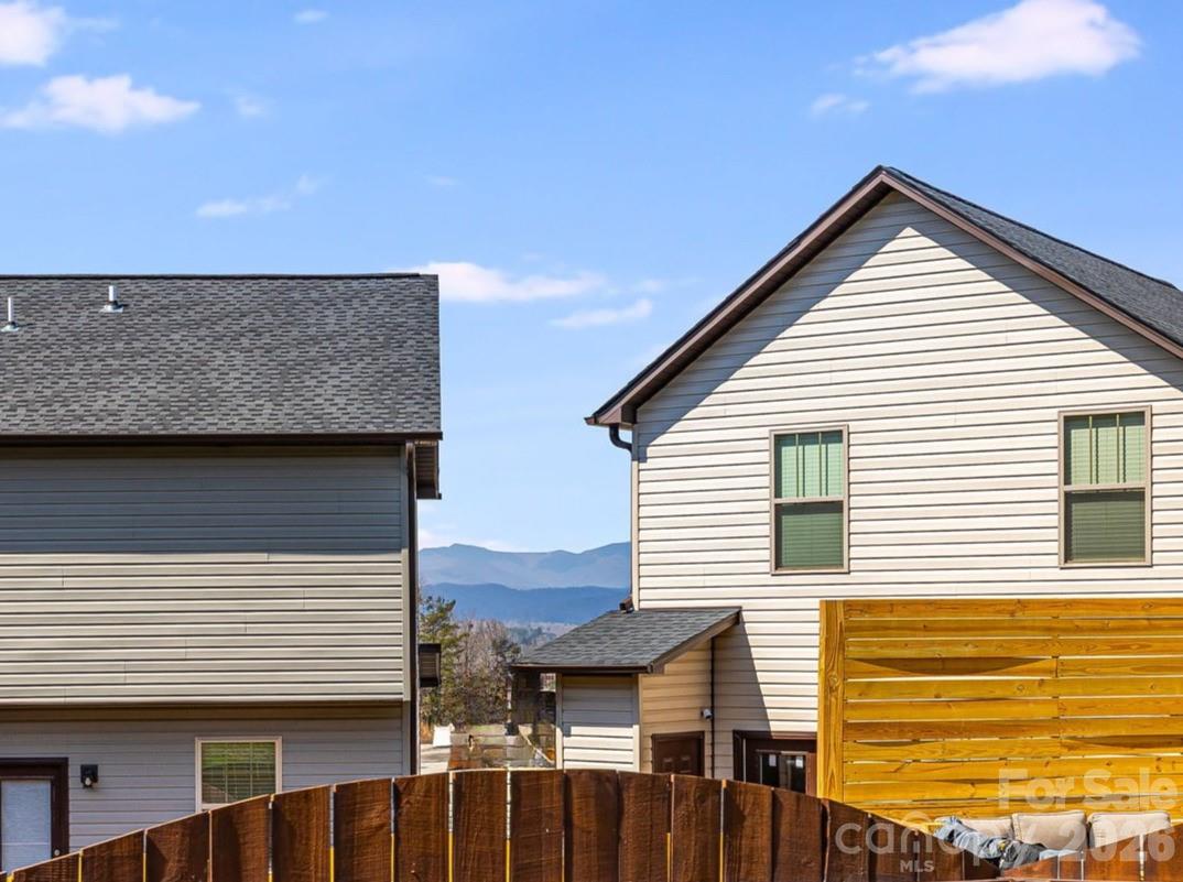 486 Cardwell Lane — Fletcher
