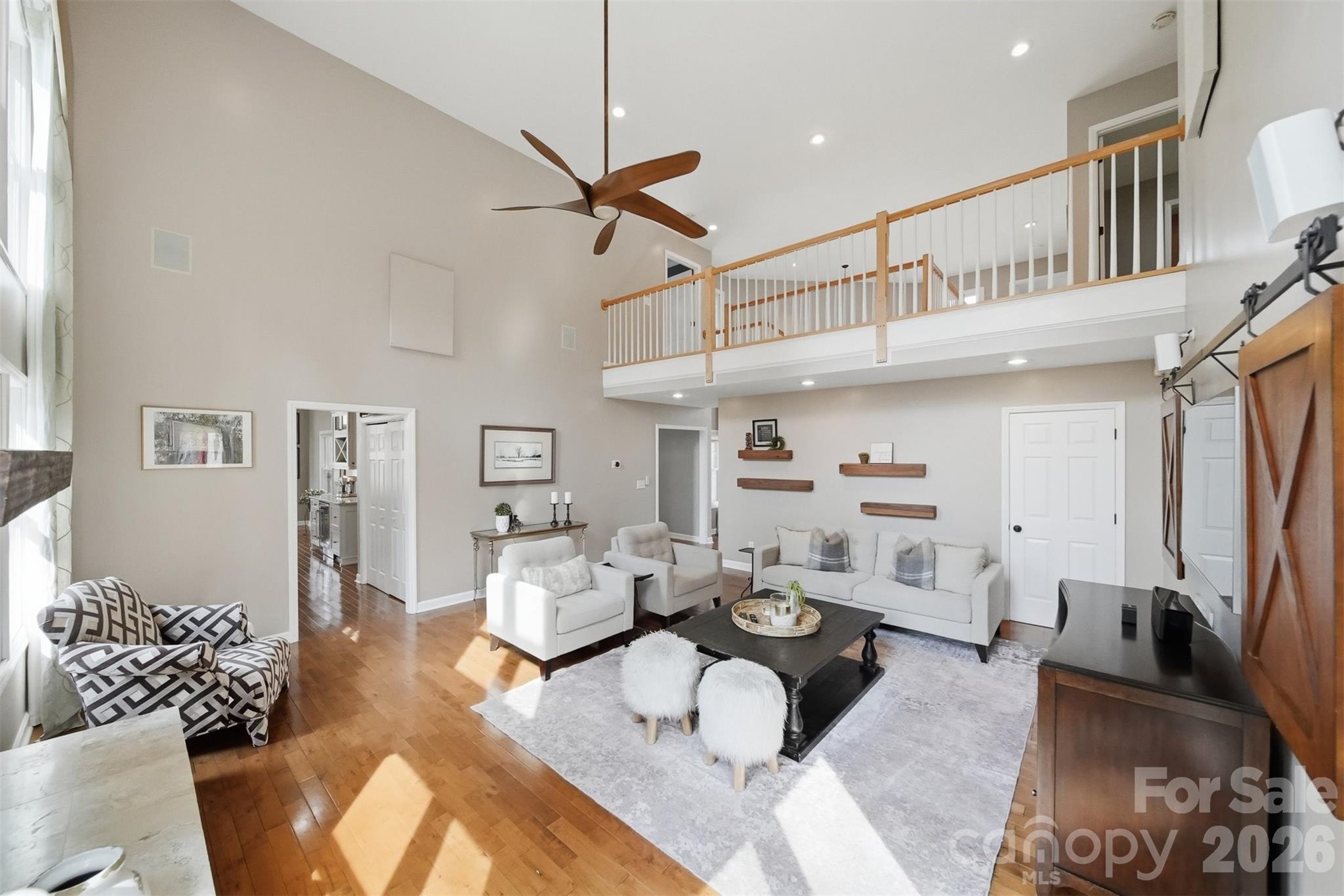 4624 9th Street NE — Hickory
