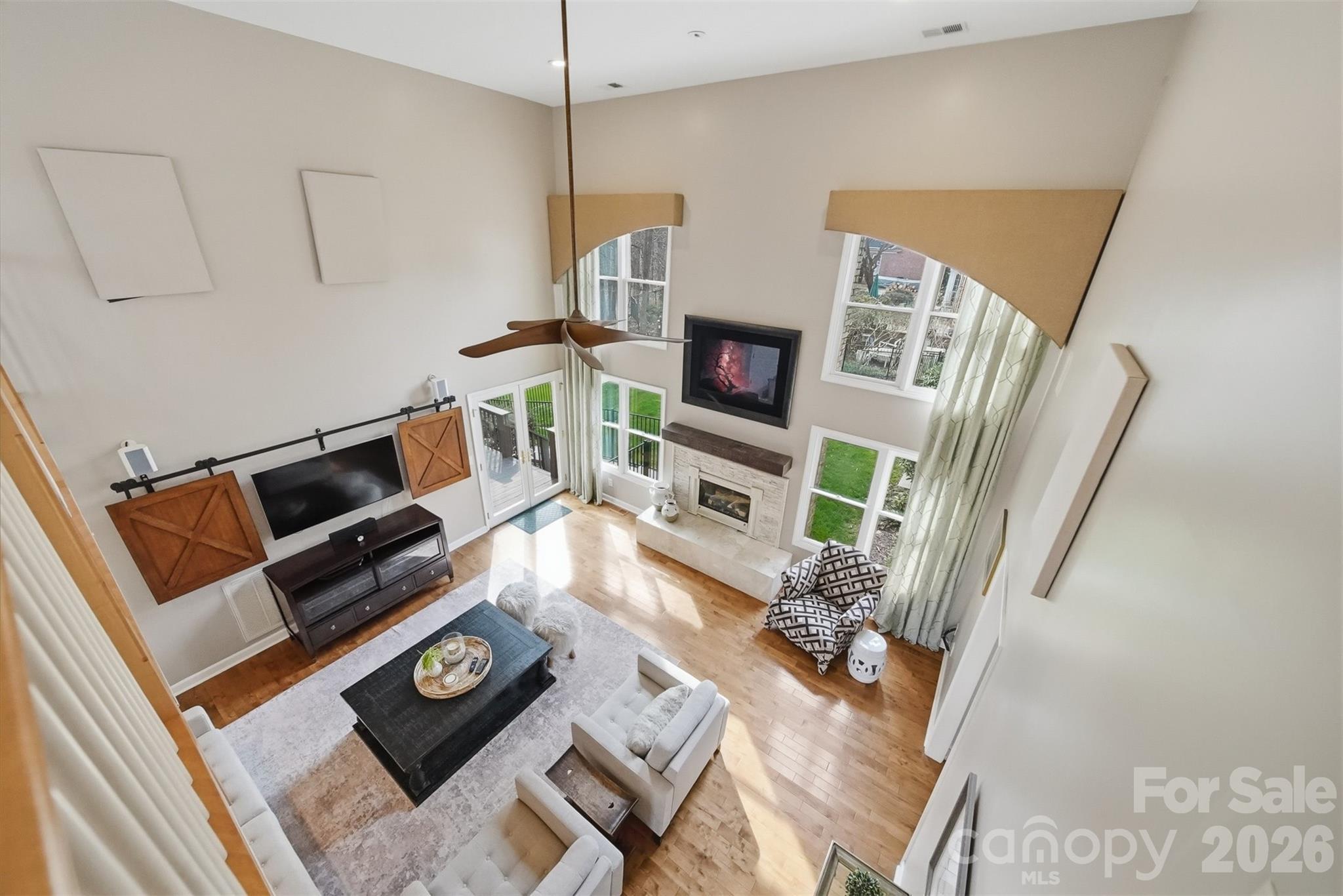 4624 9th Street NE — Hickory