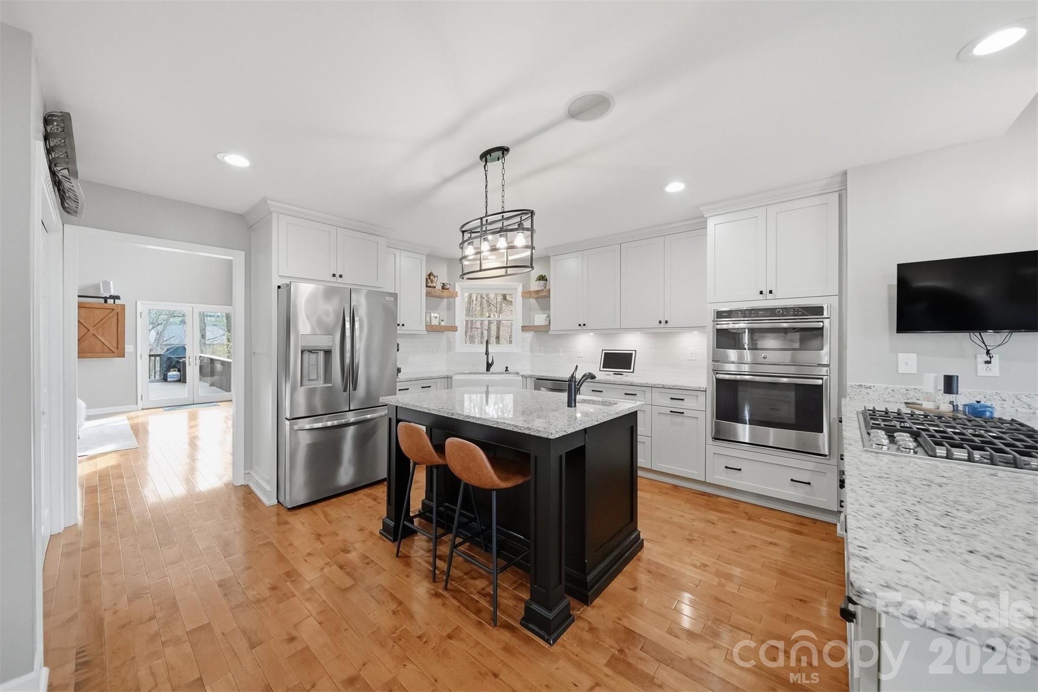 4624 9th Street NE — Hickory