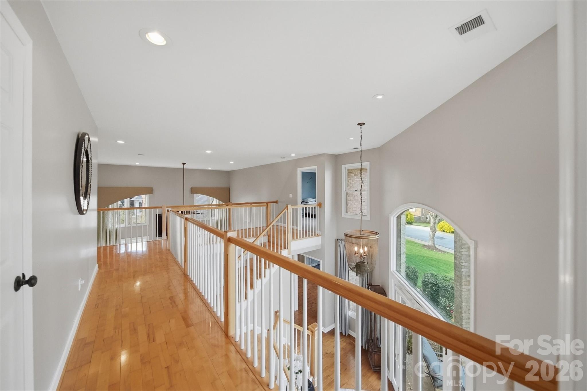 4624 9th Street NE — Hickory