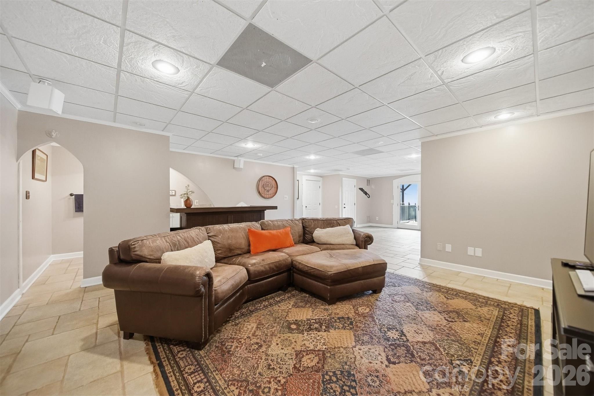 4624 9th Street NE — Hickory