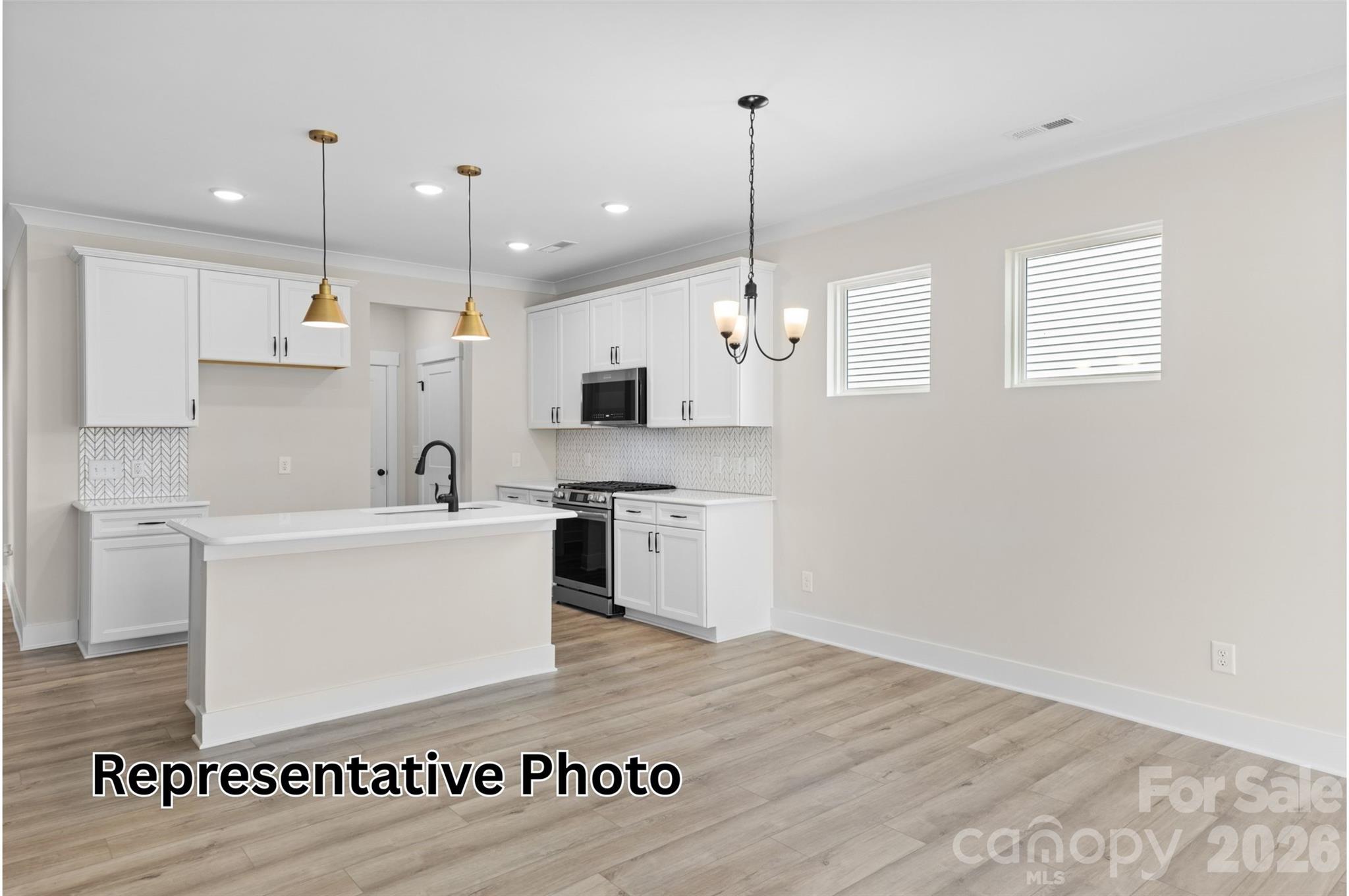 13110 Foxberry Road — Charlotte