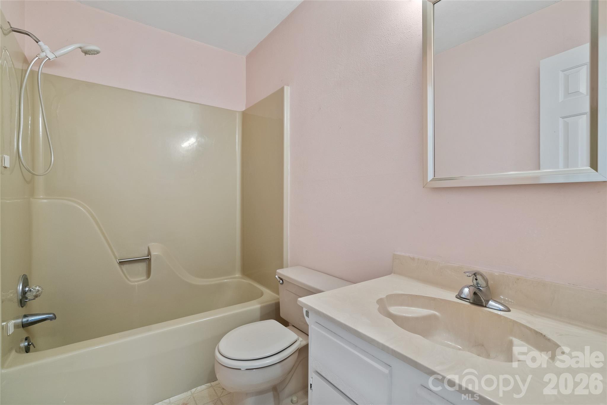 103 Cedar Forest Trail — Asheville