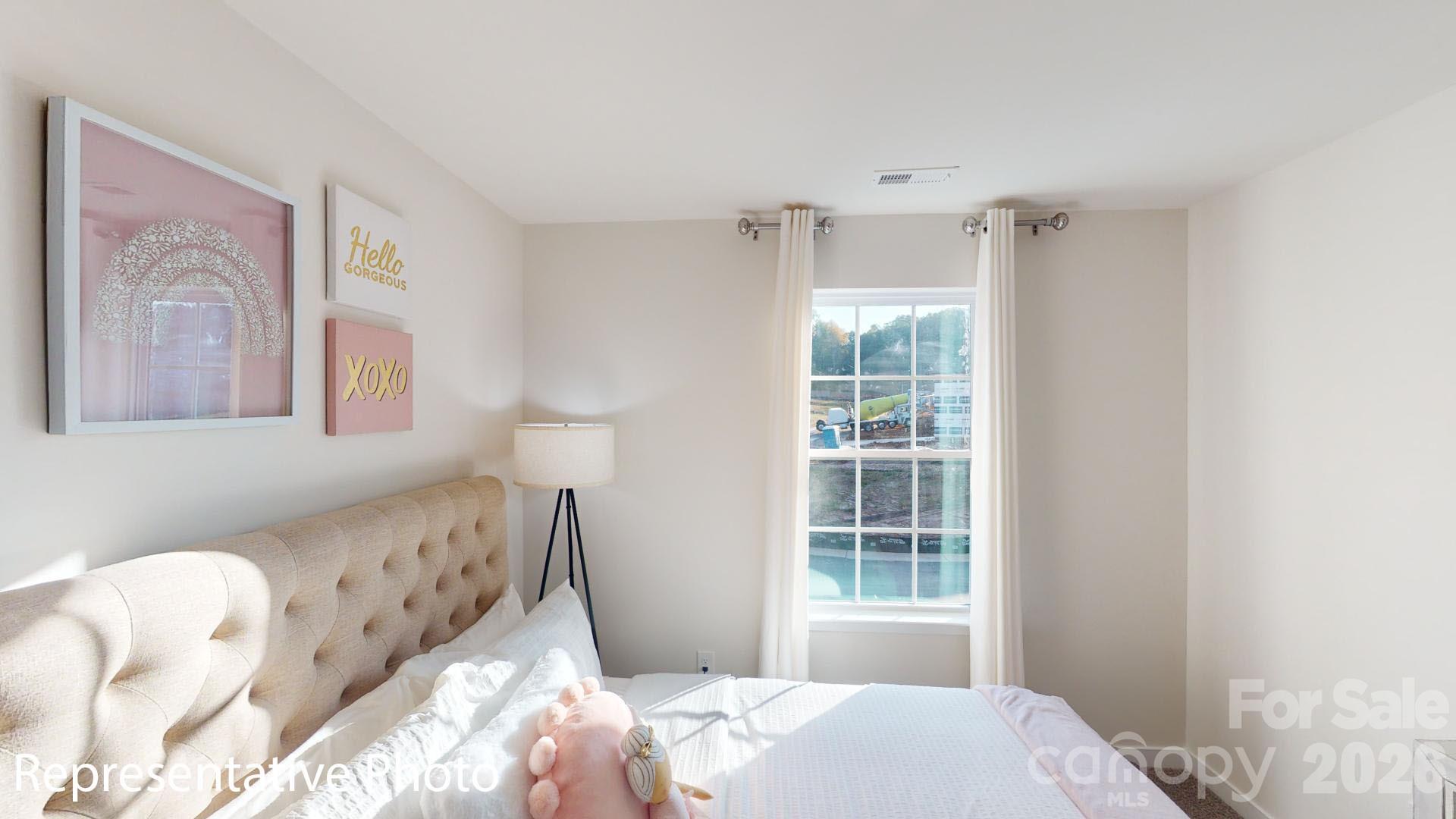 2094 10th Street SE — Hickory
