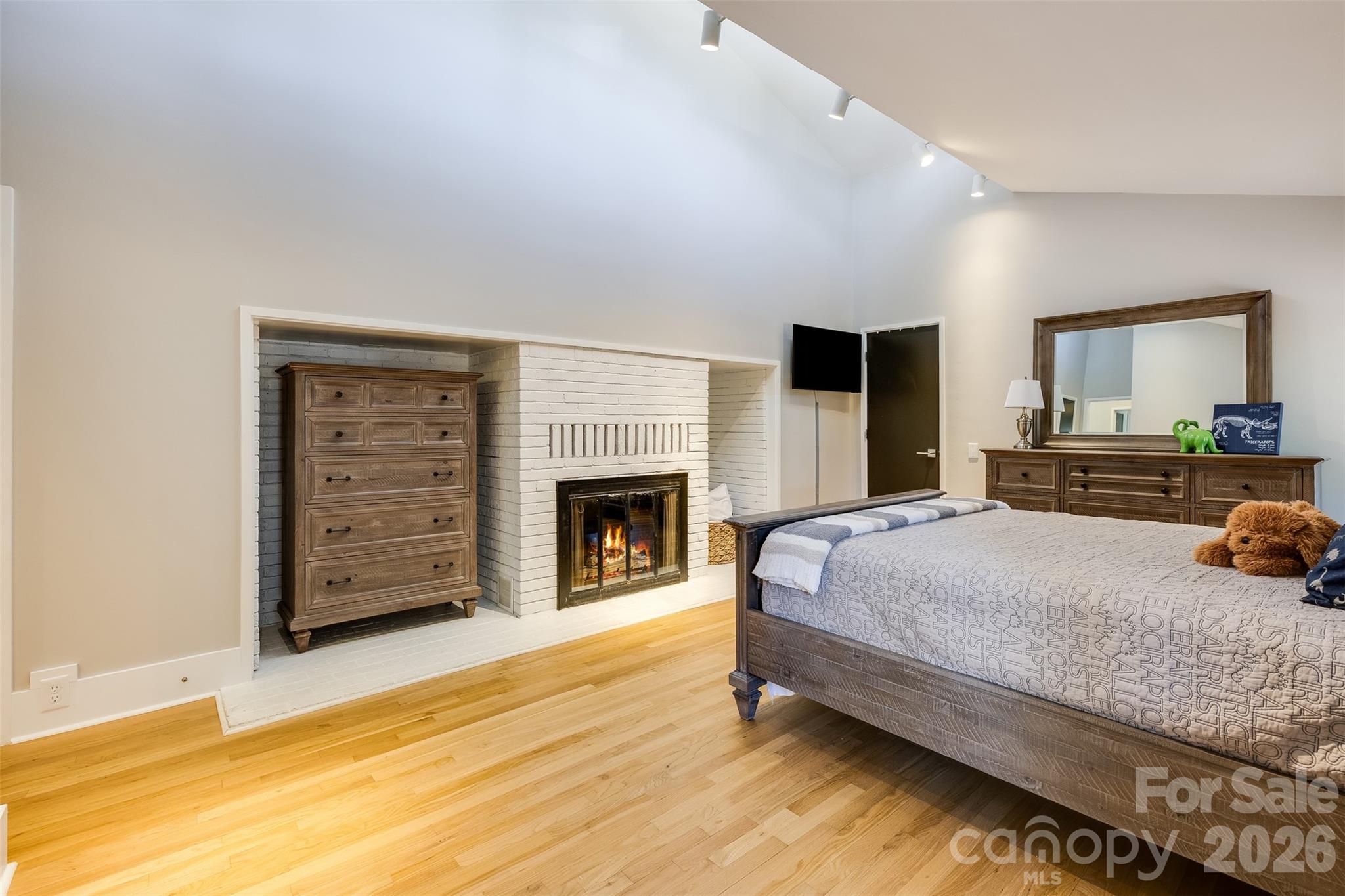 6 Pine Knoll Drive — Lake Wylie