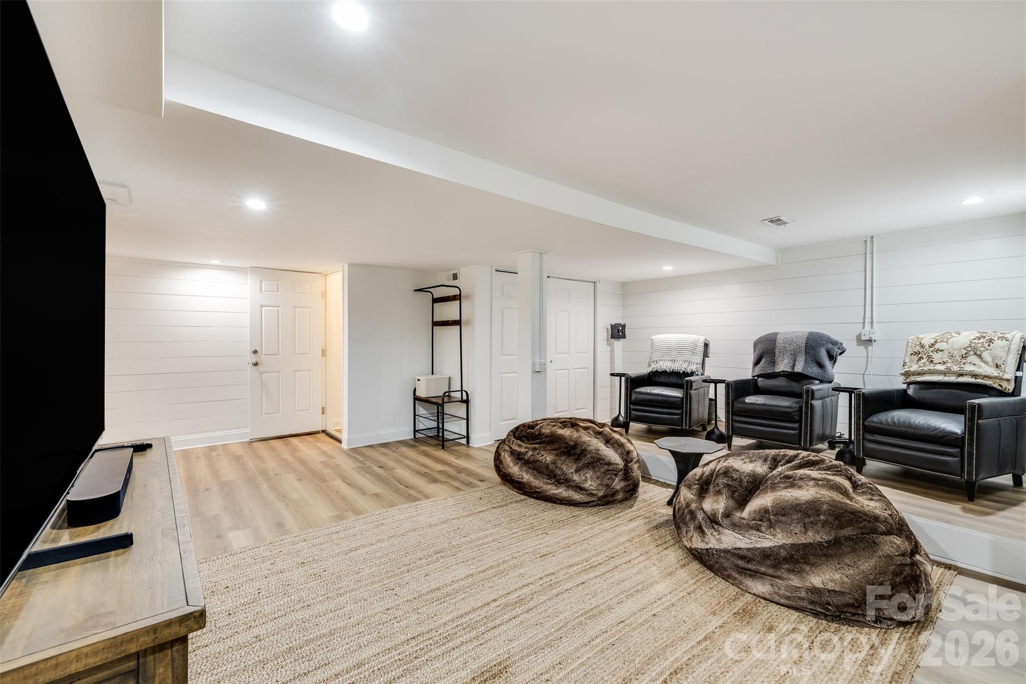 6 Pine Knoll Drive — Lake Wylie