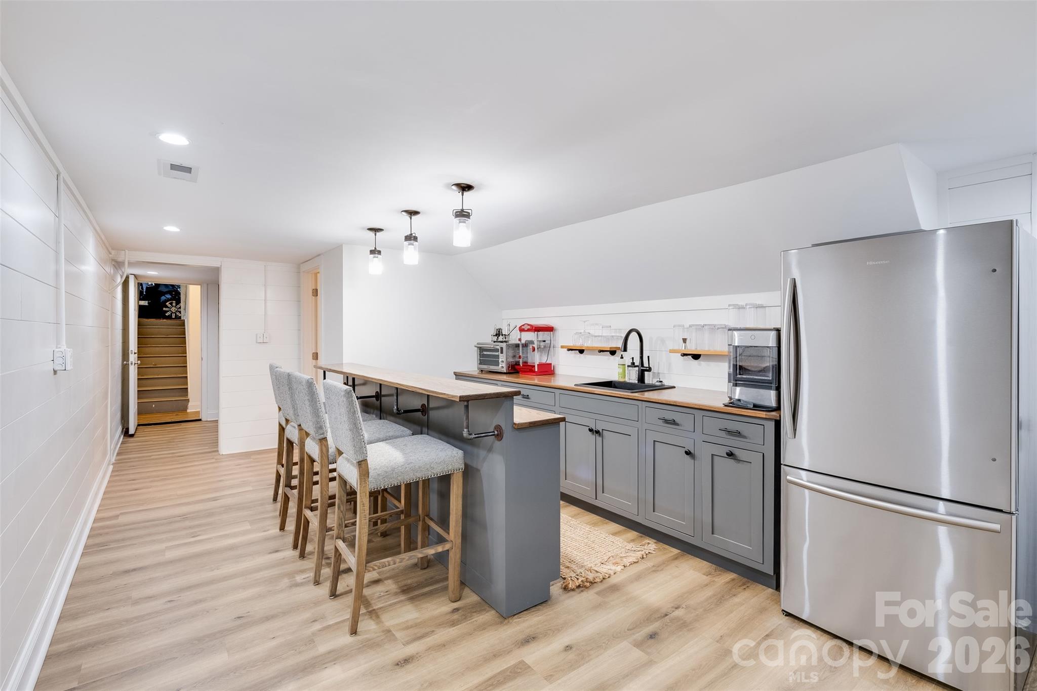 6 Pine Knoll Drive — Lake Wylie