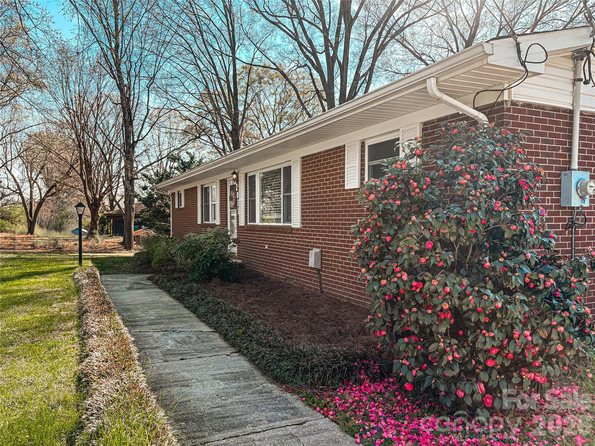 2011 Mountain Creek Road — Albemarle
