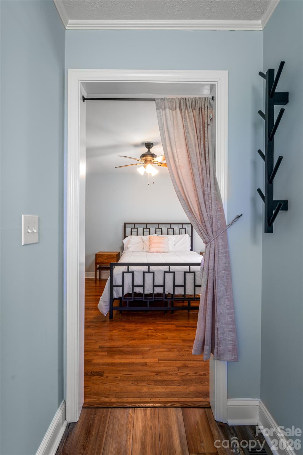 215 Browning Avenue — Hendersonville