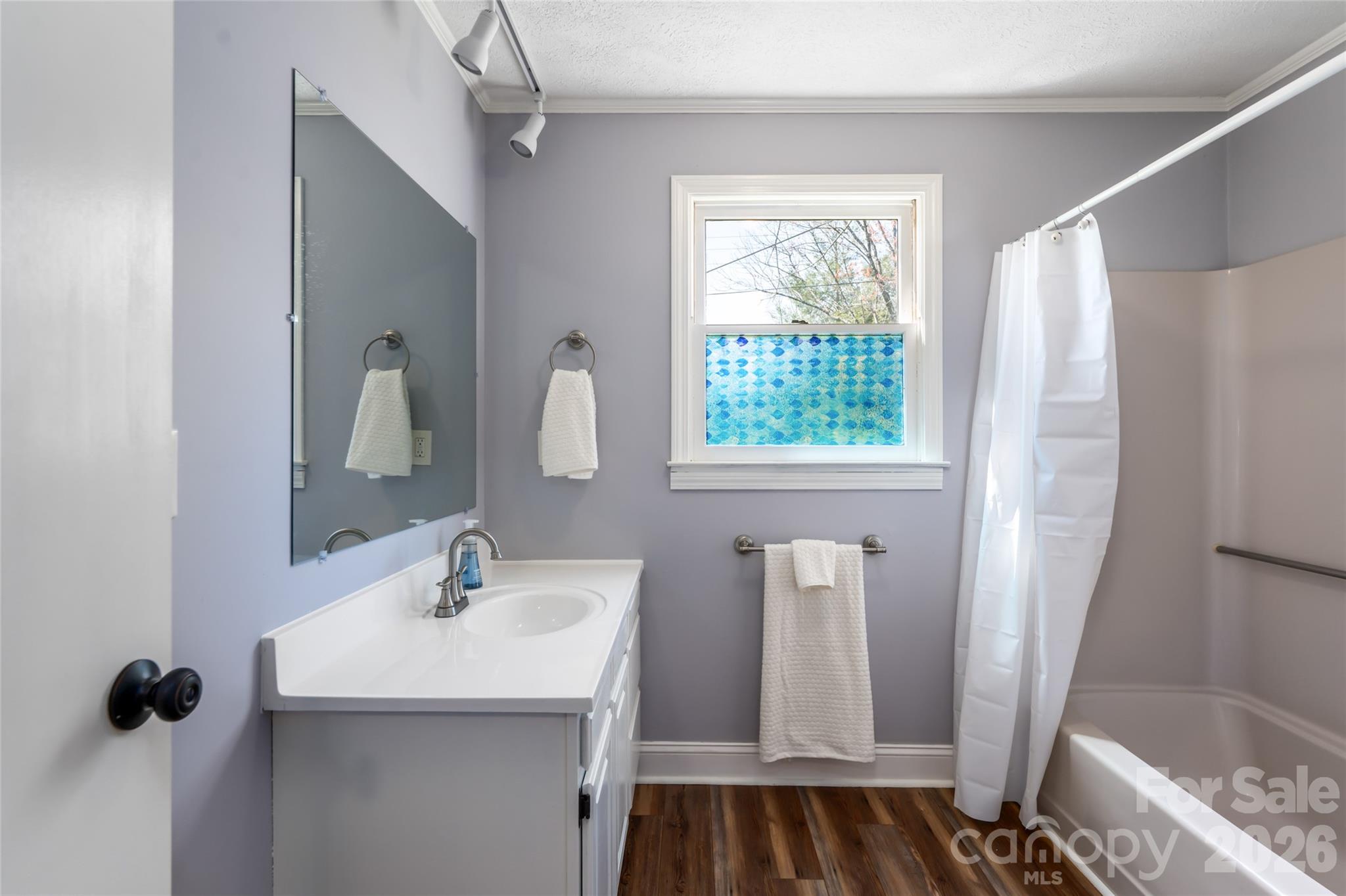 215 Browning Avenue — Hendersonville