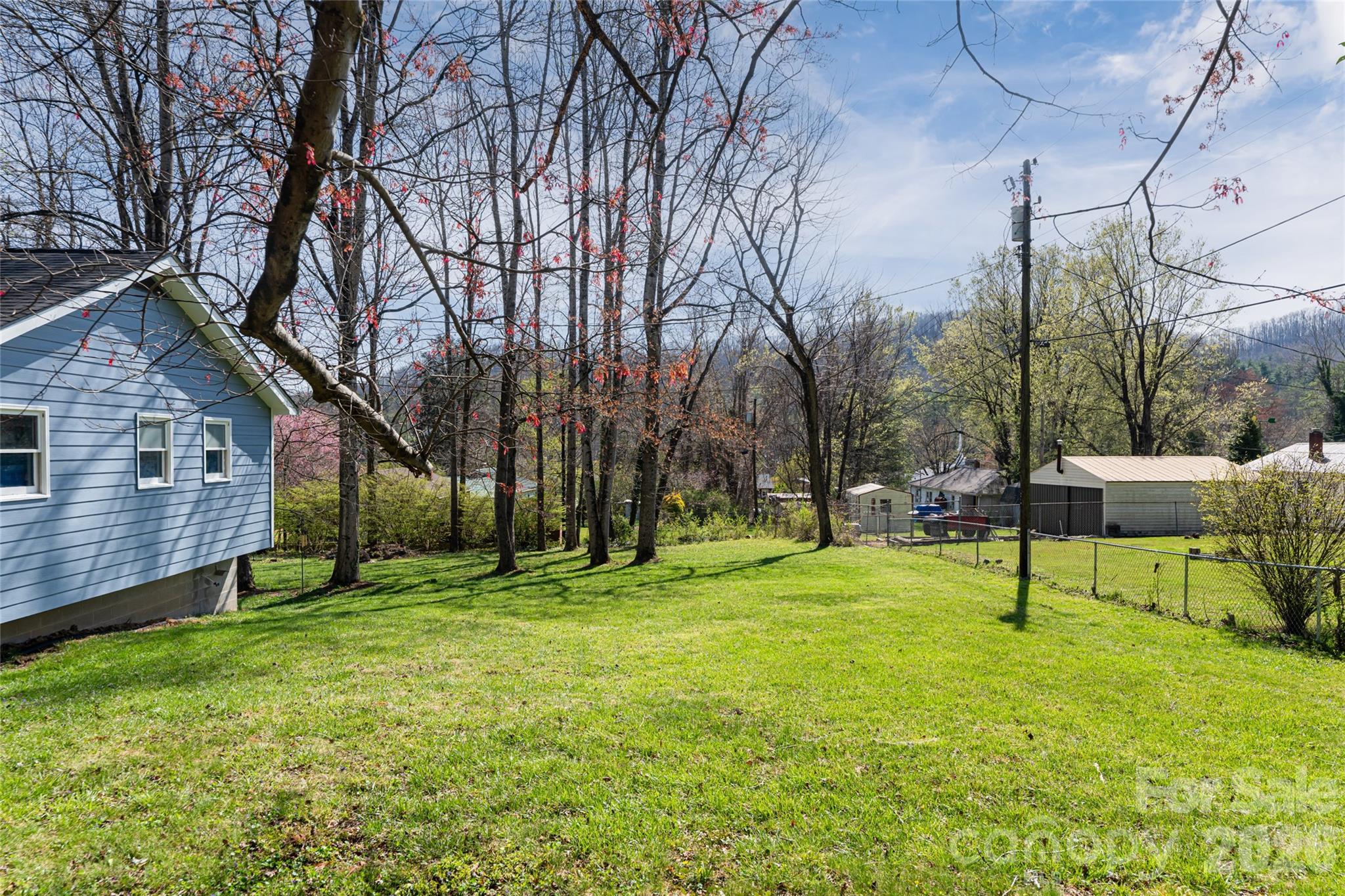 215 Browning Avenue — Hendersonville