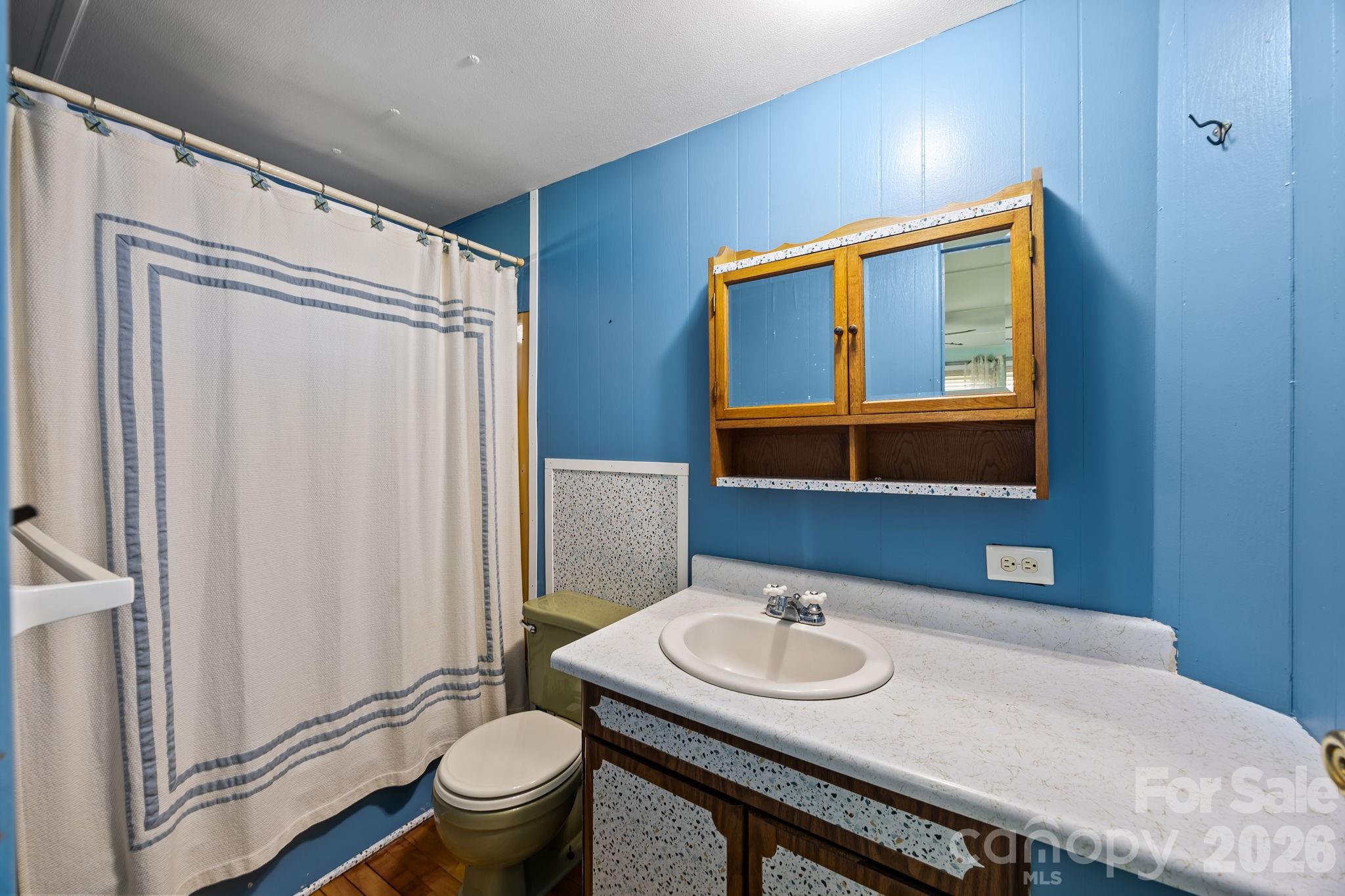 700 Patterson Farm Road — Mooresville