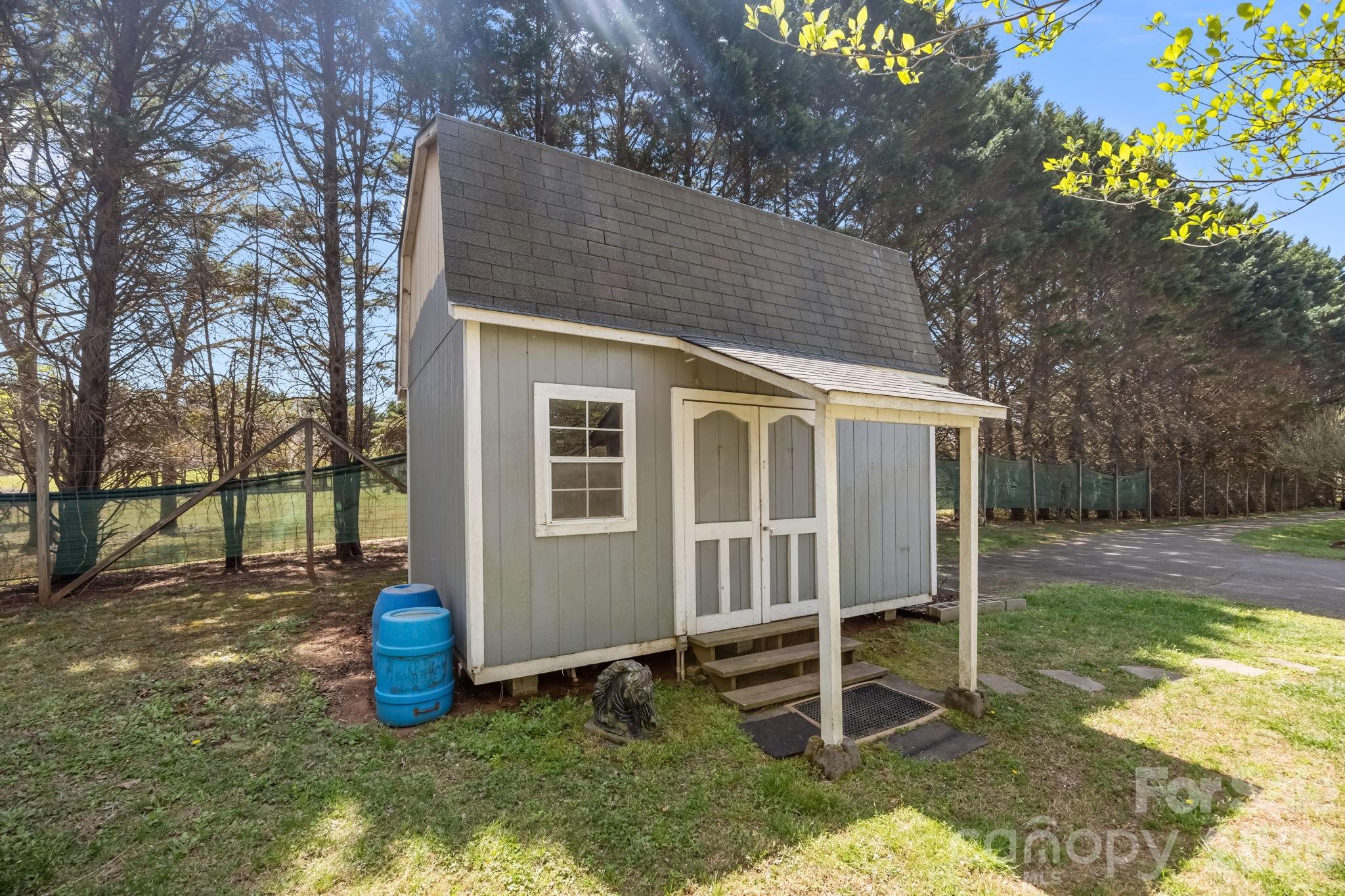 700 Patterson Farm Road — Mooresville